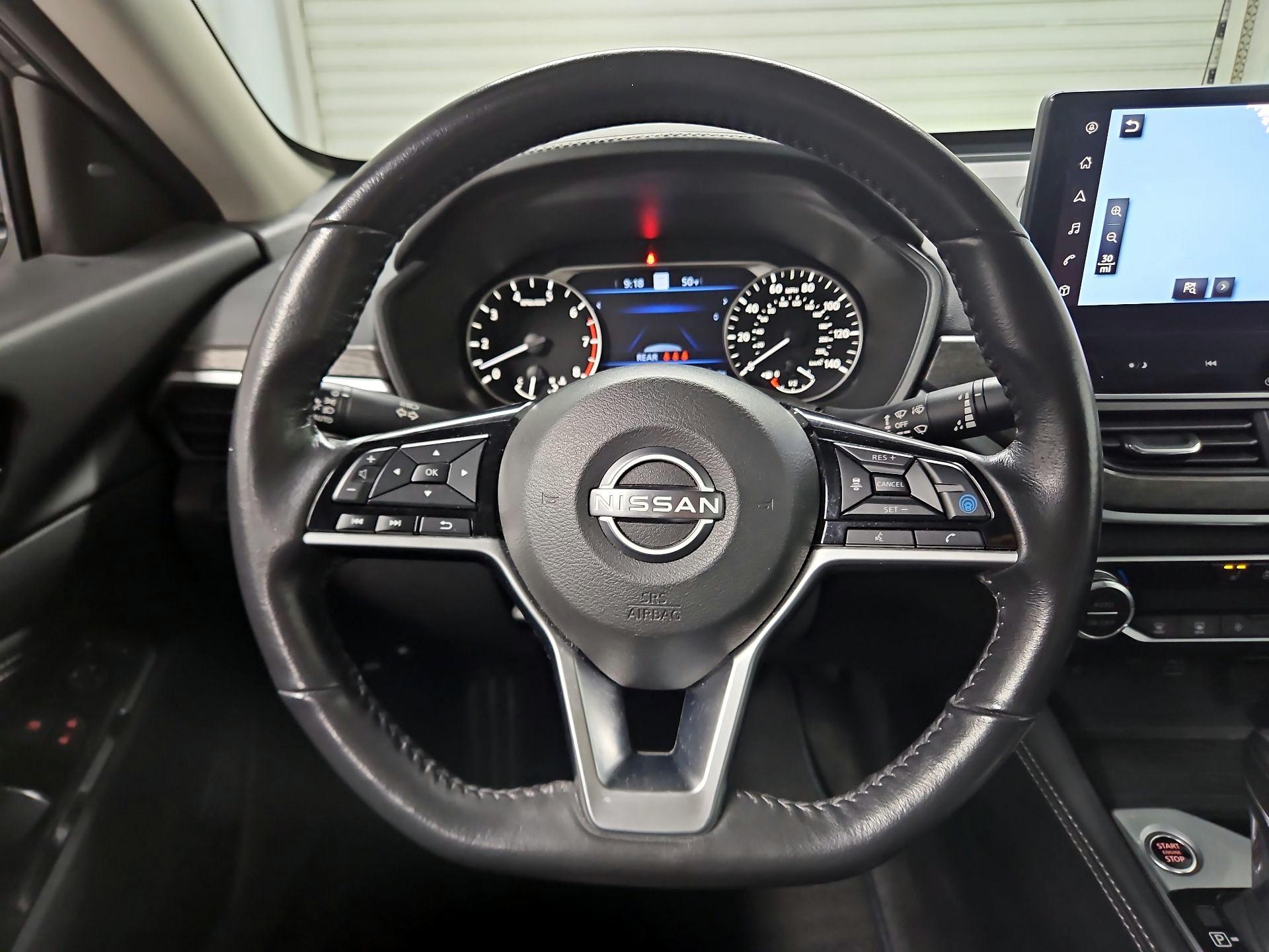 Thumbnail: 2023 Nissan Altima - 10