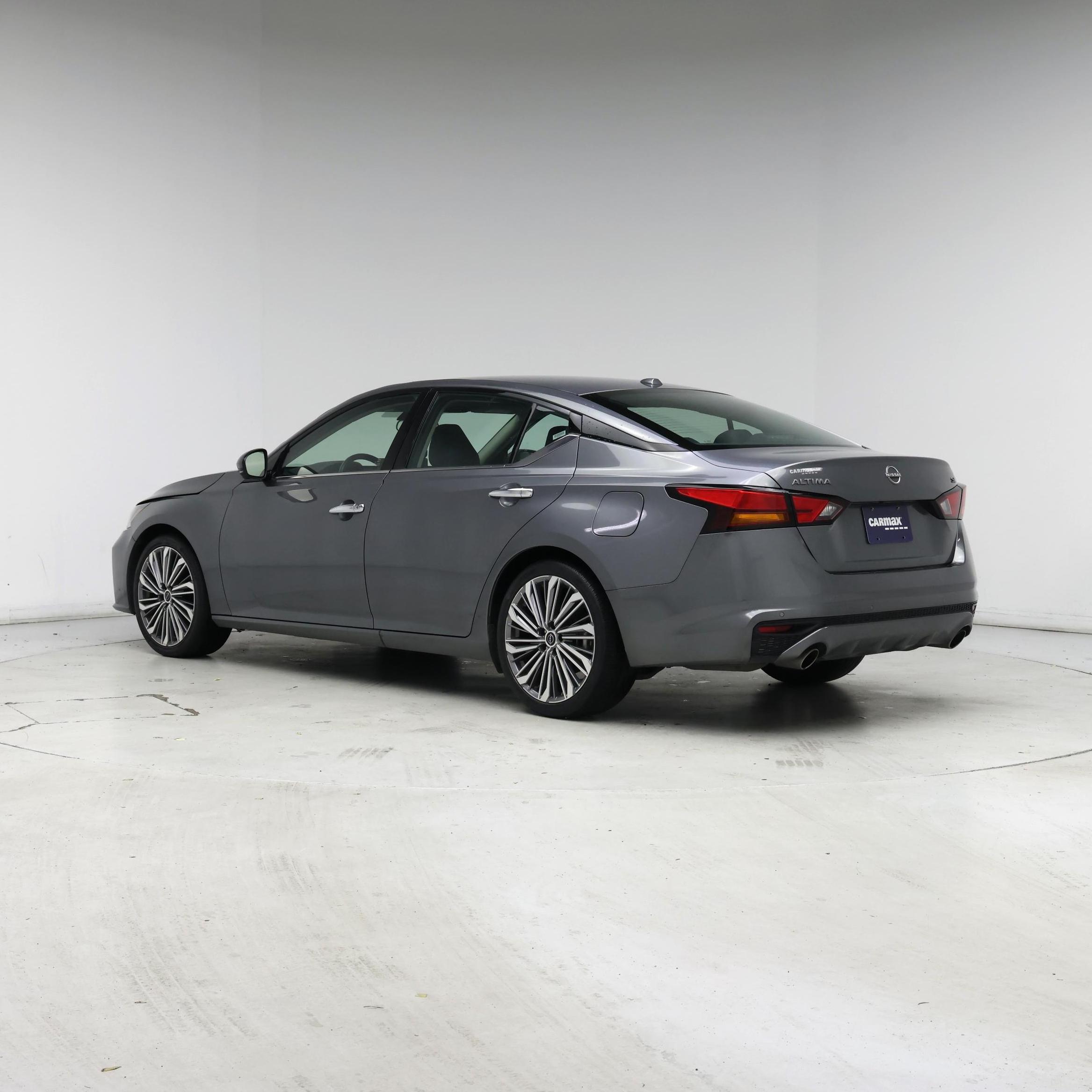 Thumbnail: 2023 Nissan Altima - 2