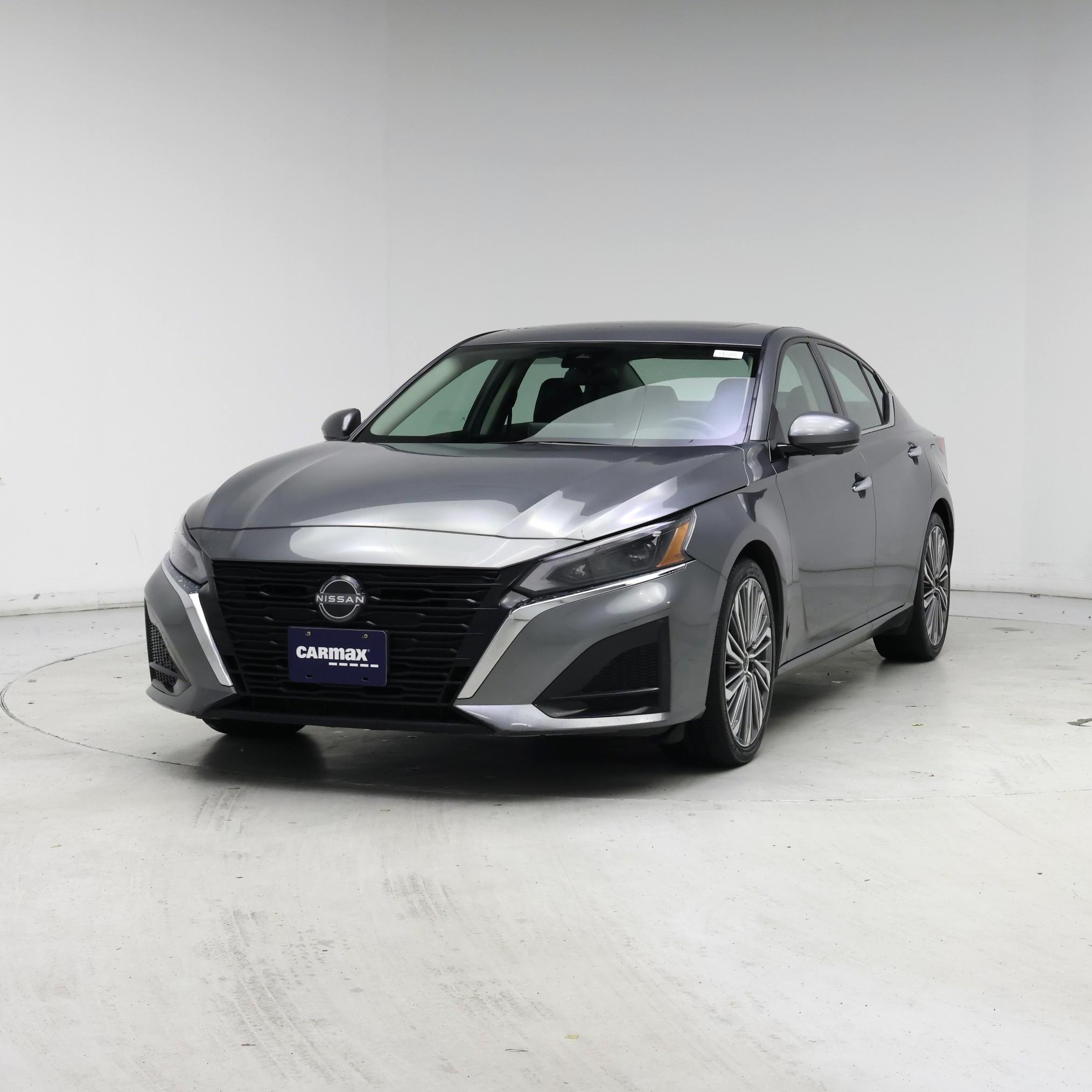 Thumbnail: 2023 Nissan Altima - 4