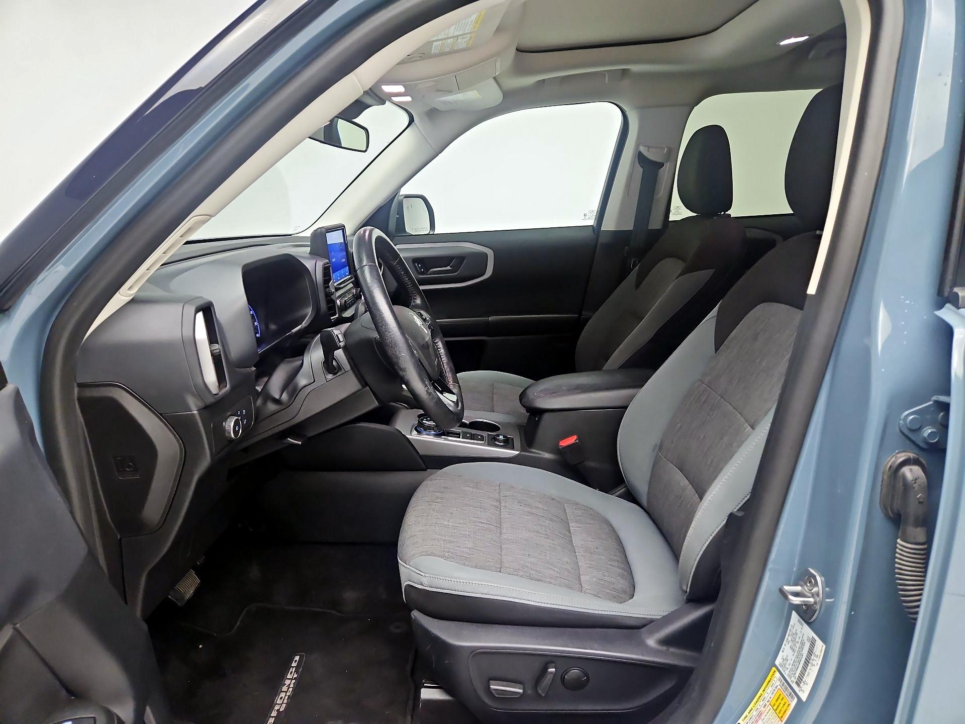 Thumbnail: 2021 Ford Bronco Sport - 11