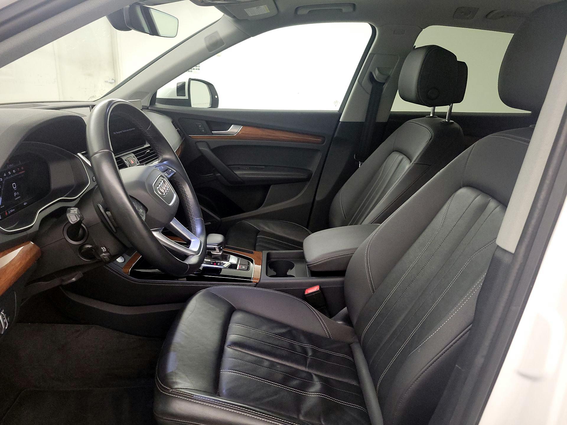 Thumbnail: 2023 Audi Q5 - 11