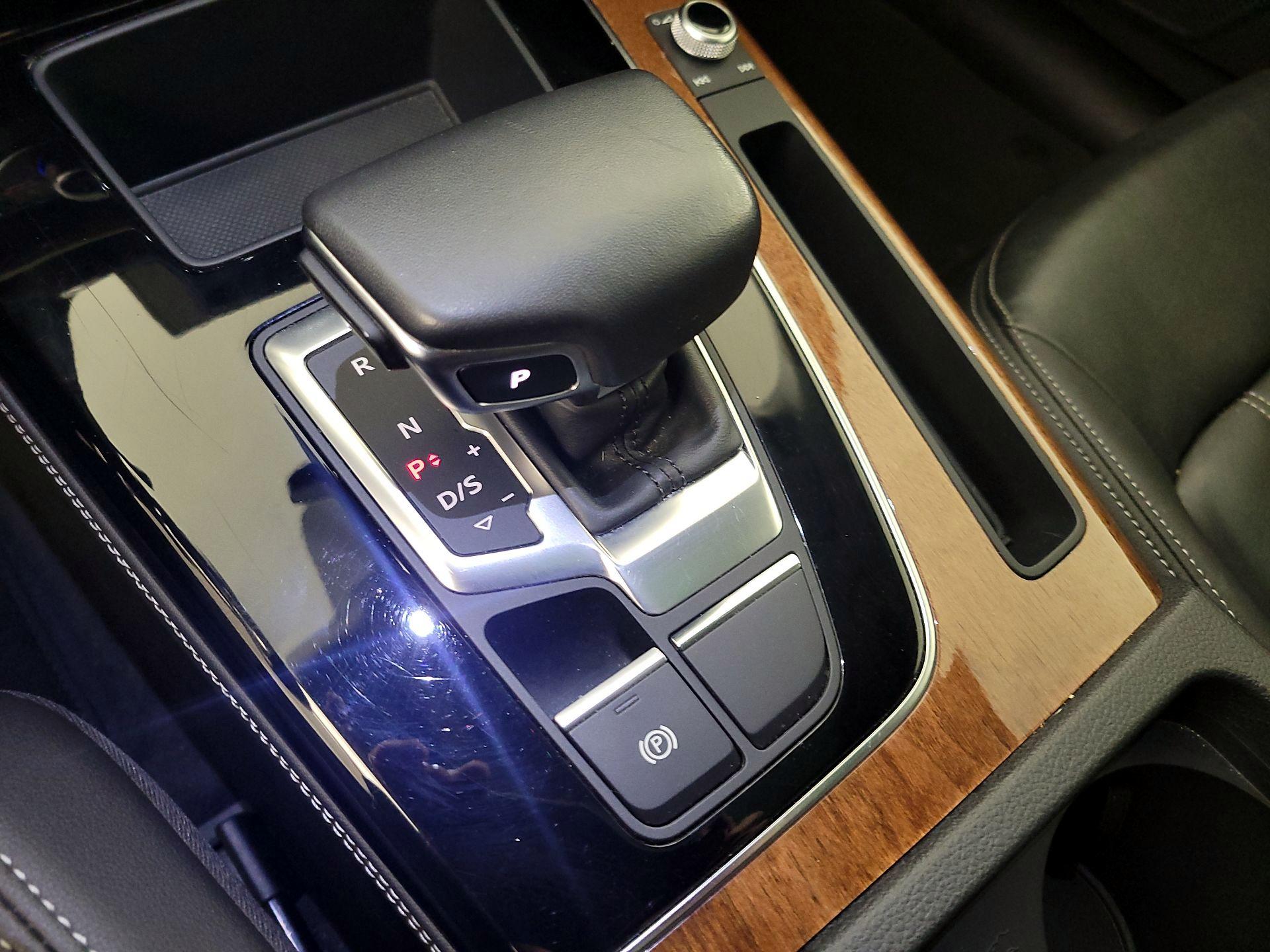 Thumbnail: 2023 Audi Q5 - 18