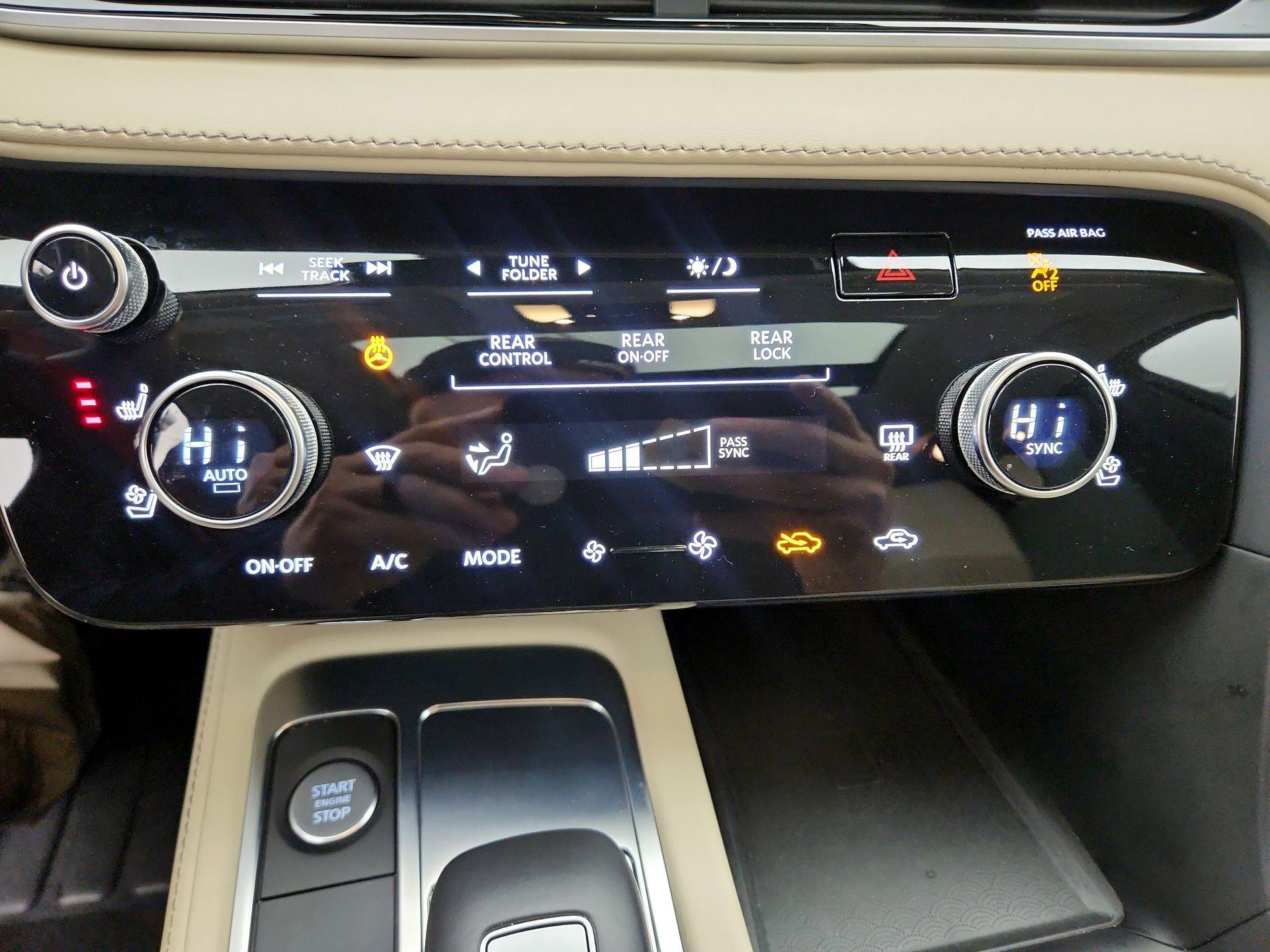 Thumbnail: 2023 INFINITI QX60 - 17