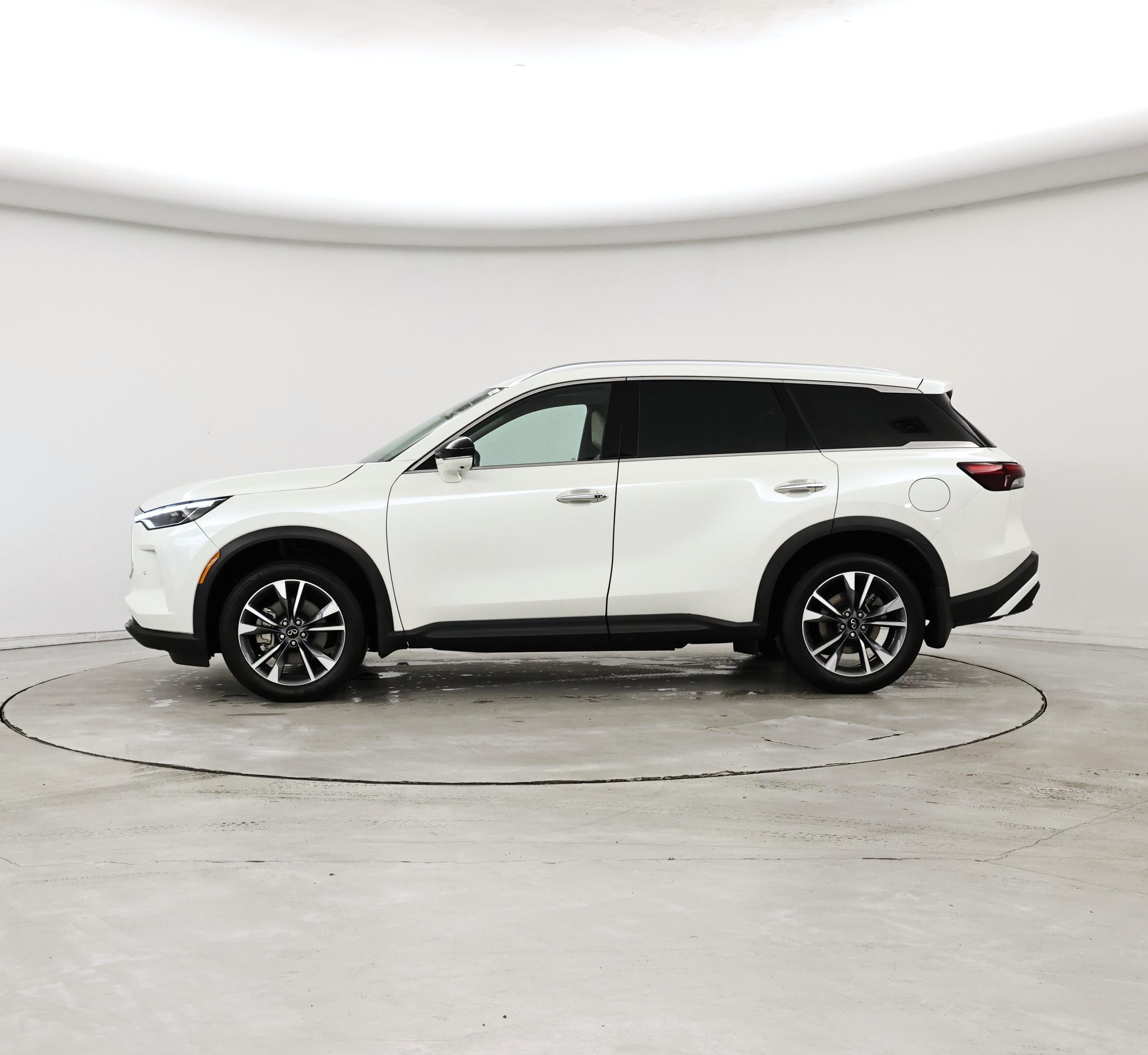 Thumbnail: 2023 INFINITI QX60 - 3