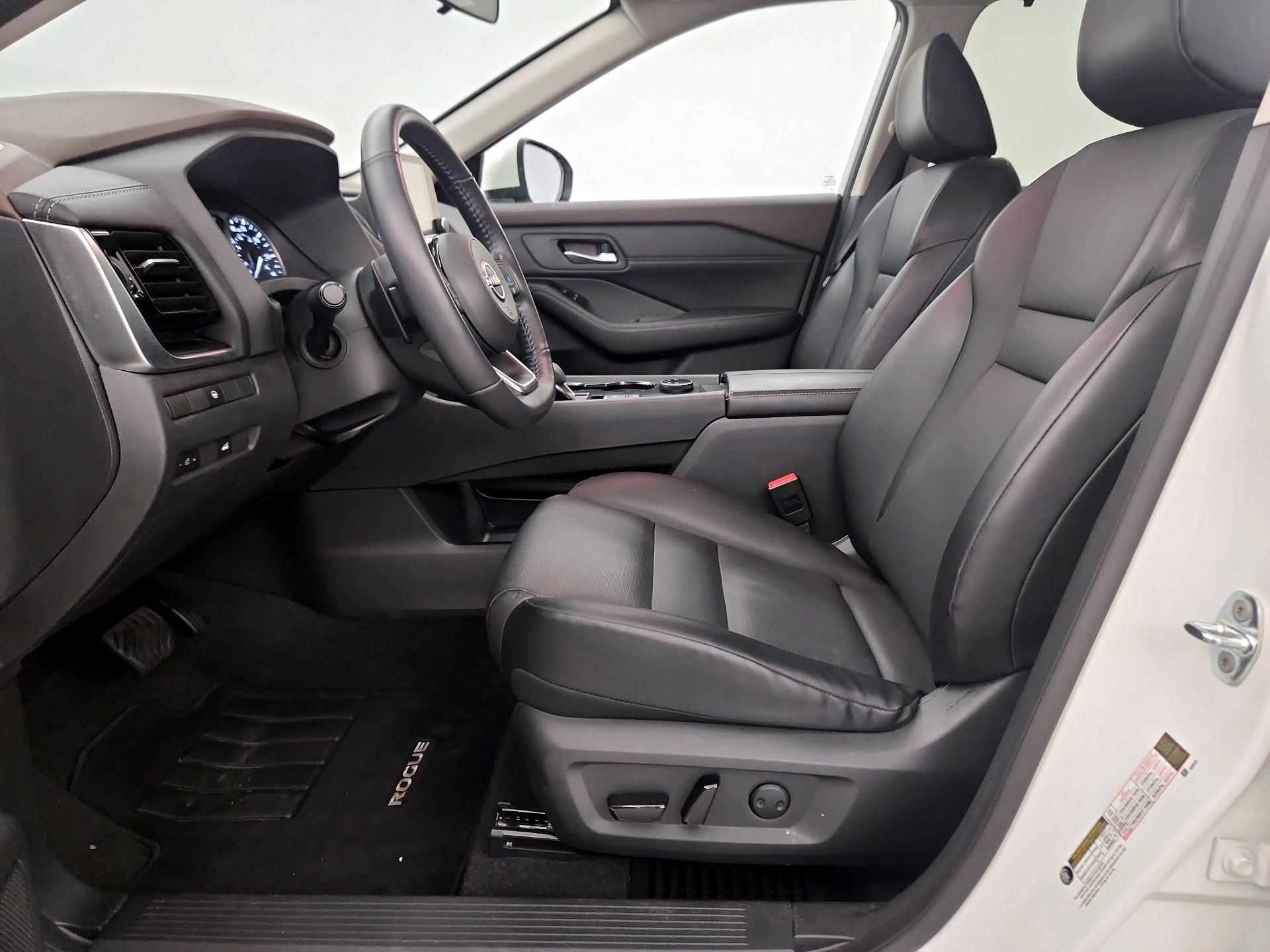 Thumbnail: 2023 Nissan Rogue - 11