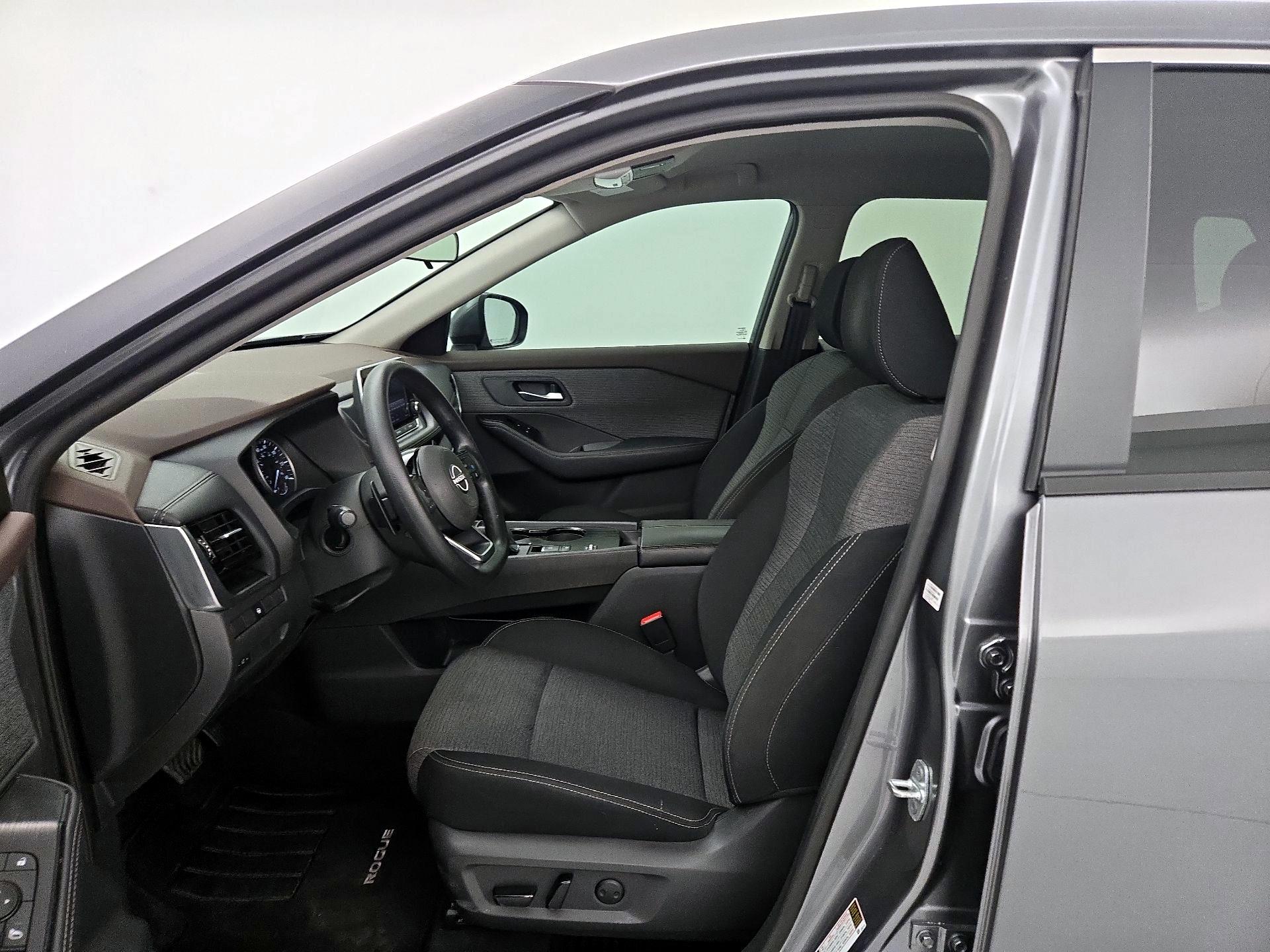 Thumbnail: 2022 Nissan Rogue - 11