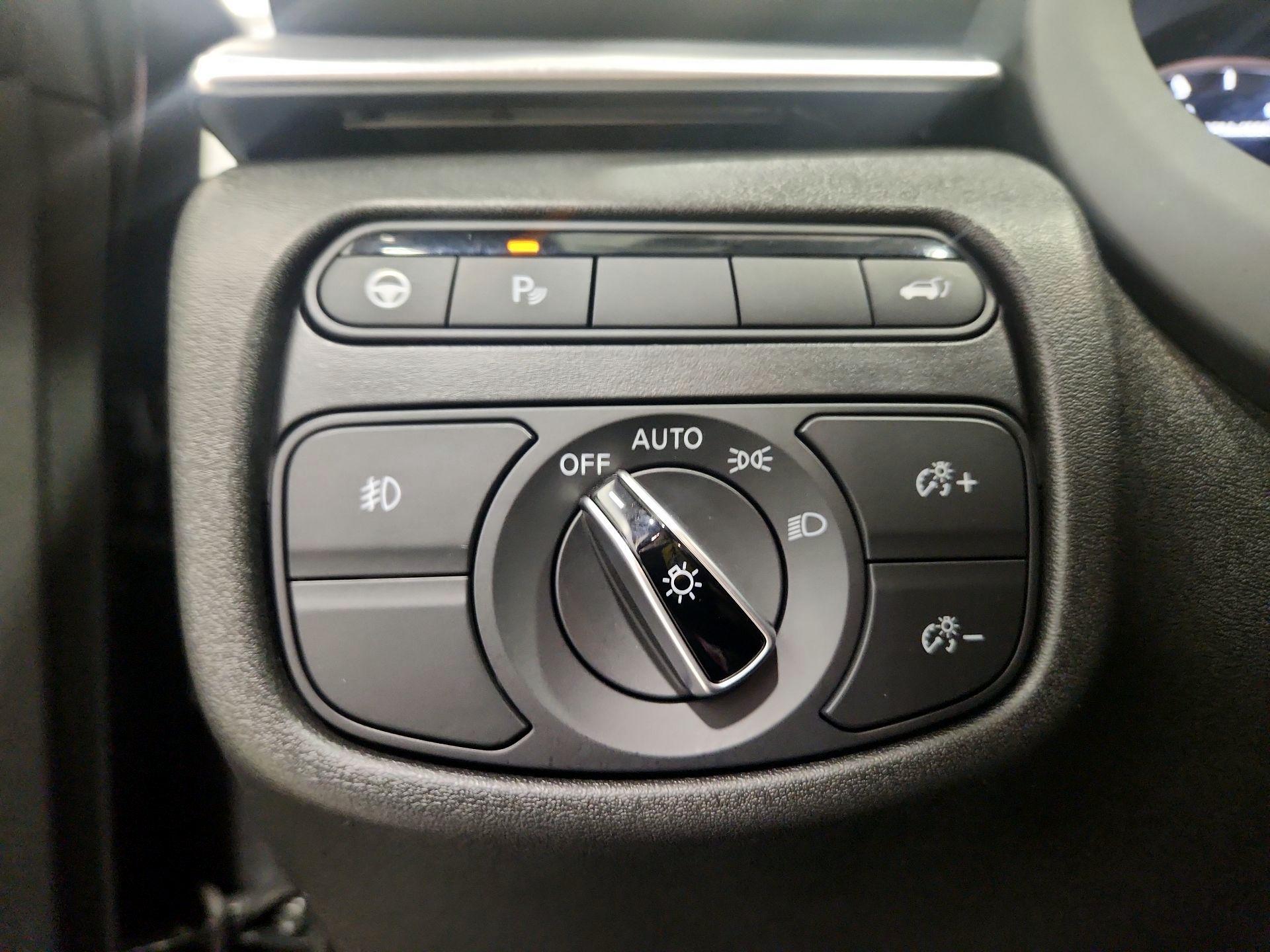 Thumbnail: 2023 INFINITI QX55 - 13