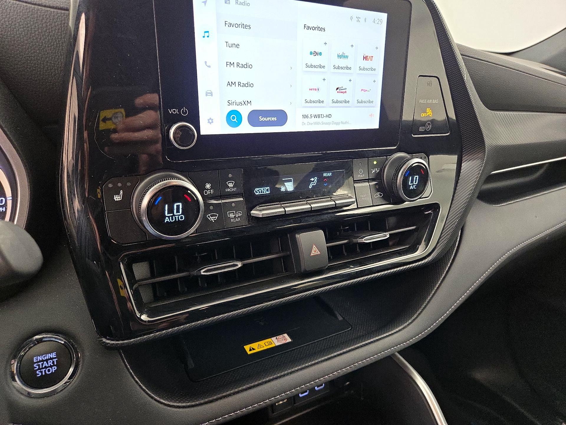 Thumbnail: 2023 Toyota Highlander - 16