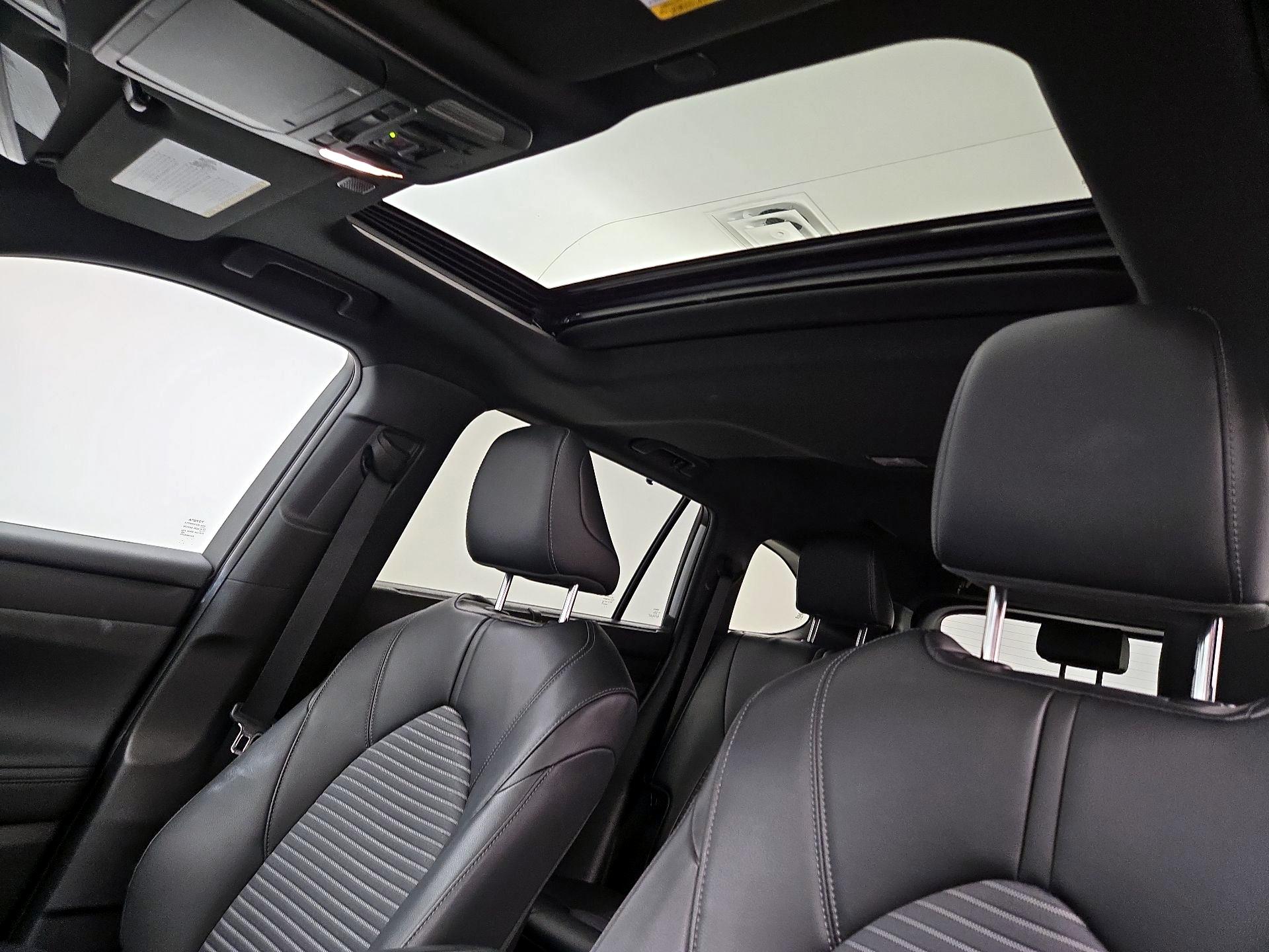 Thumbnail: 2023 Toyota Highlander - 19