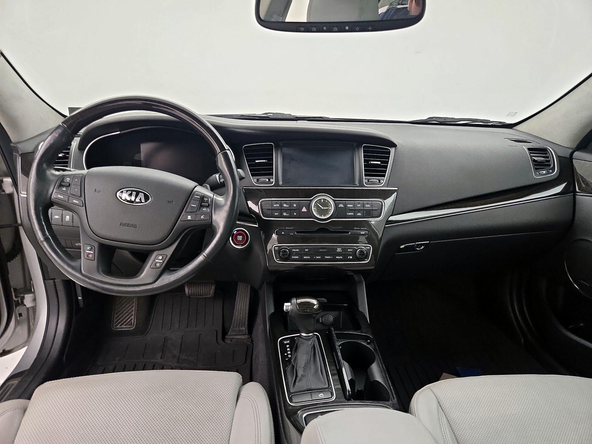 Thumbnail: 2016 Kia Cadenza - 9