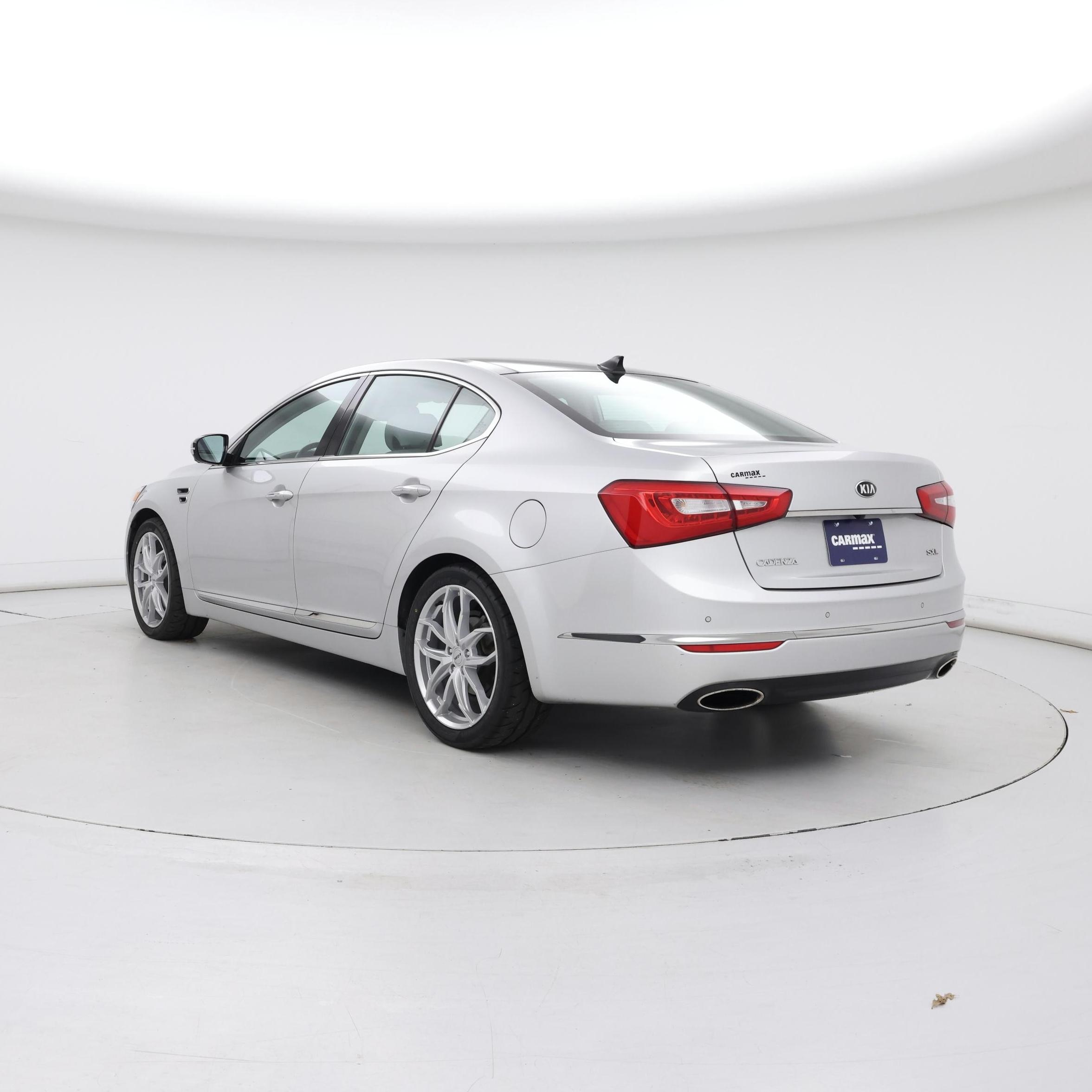 Thumbnail: 2016 Kia Cadenza - 2