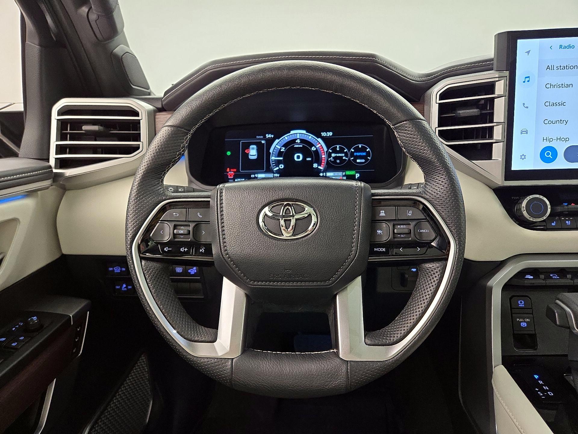 Thumbnail: 2023 Toyota Sequoia - 10