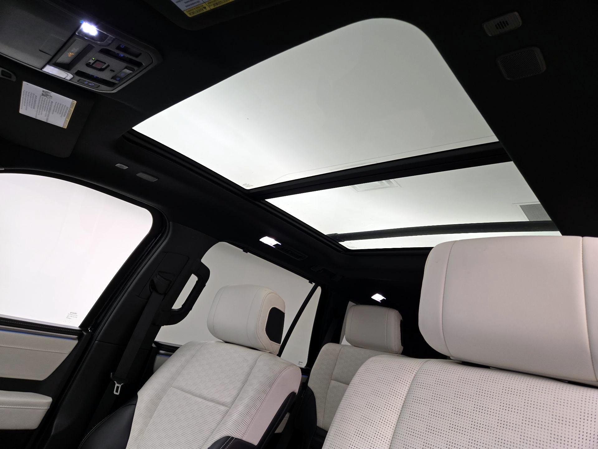 Thumbnail: 2023 Toyota Sequoia - 19