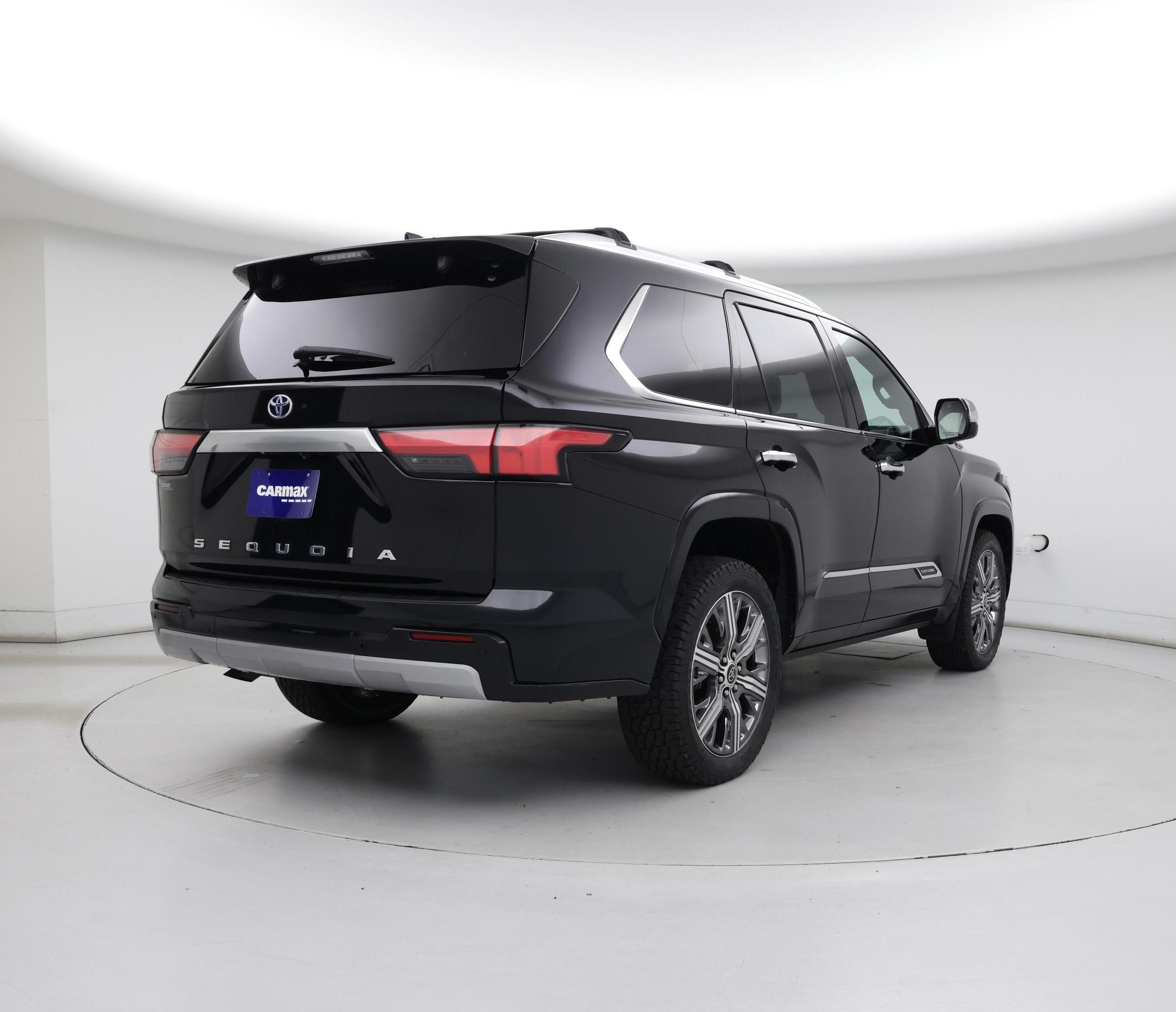 Thumbnail: 2023 Toyota Sequoia - 8