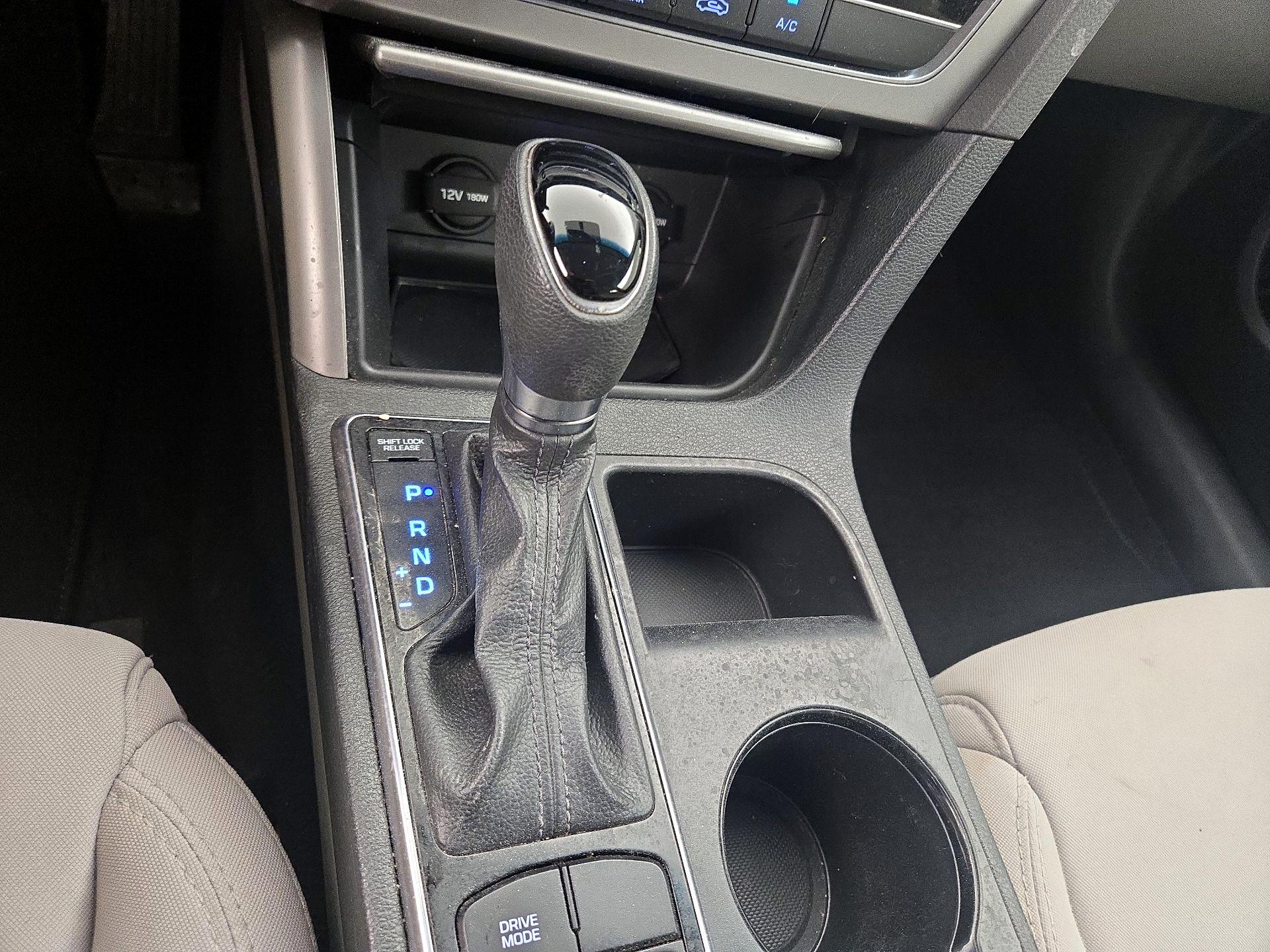 Thumbnail: 2016 Hyundai Sonata - 17