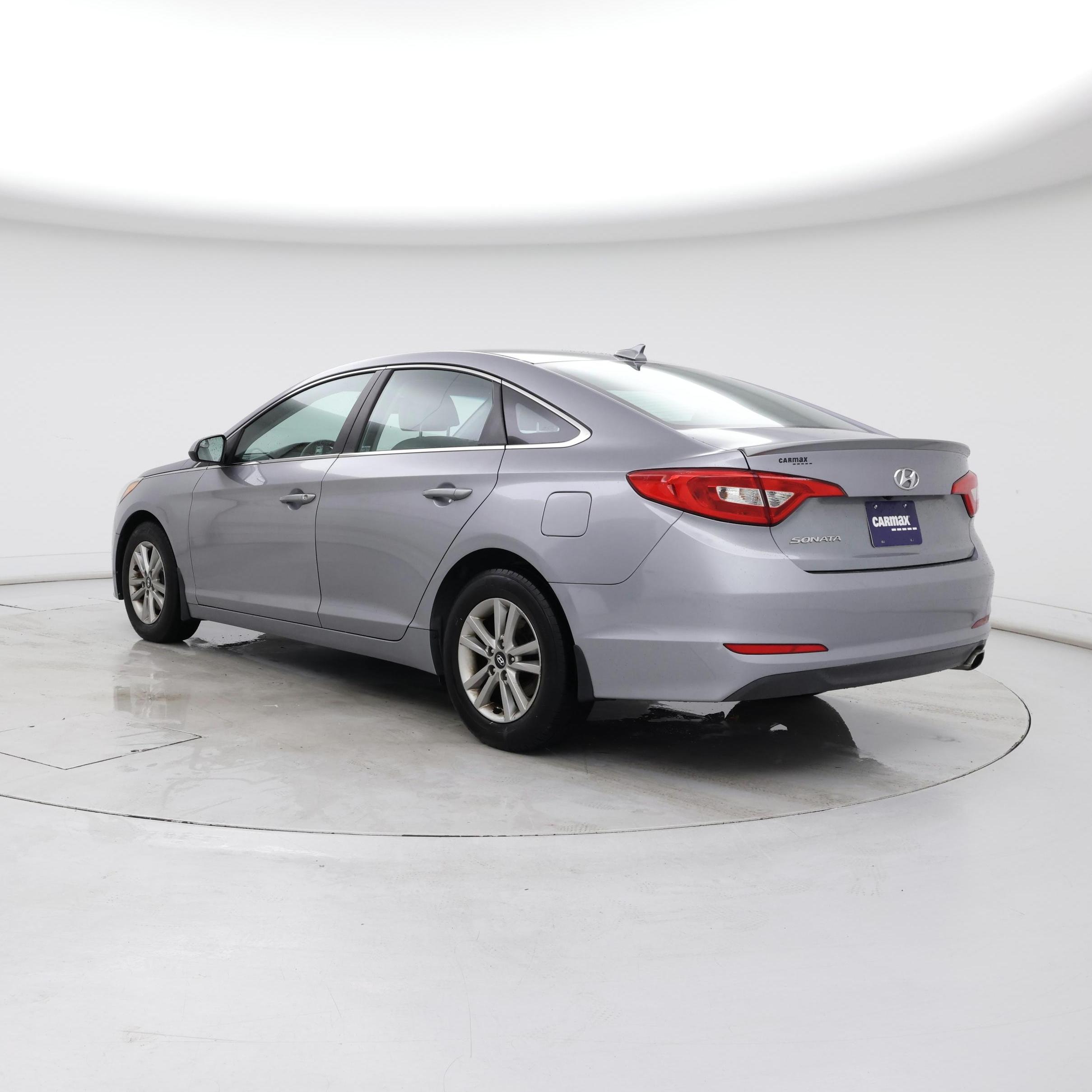 Thumbnail: 2016 Hyundai Sonata - 2