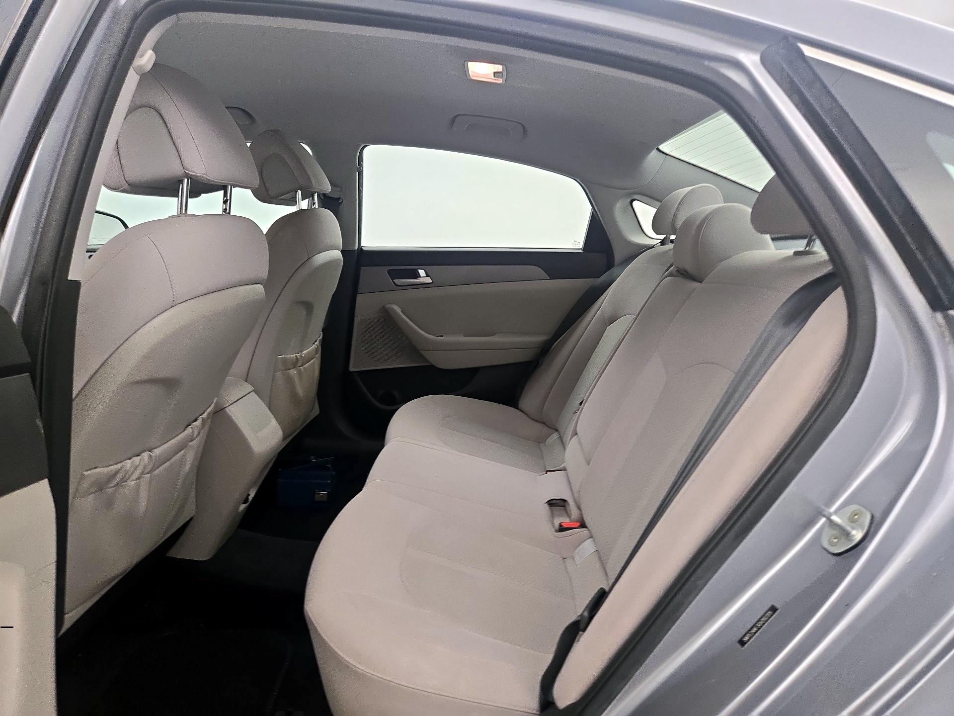 Thumbnail: 2016 Hyundai Sonata - 19