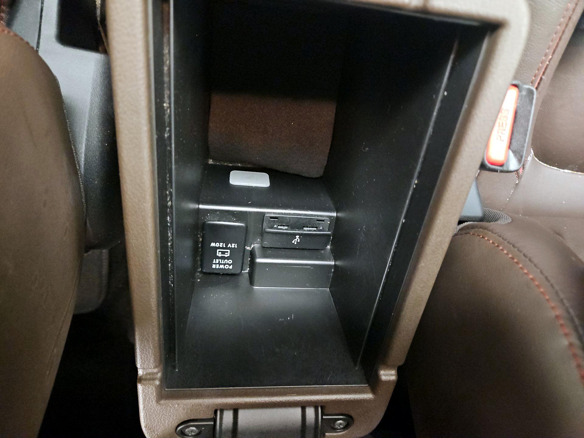 Thumbnail: 2018 Mitsubishi Outlander - 18