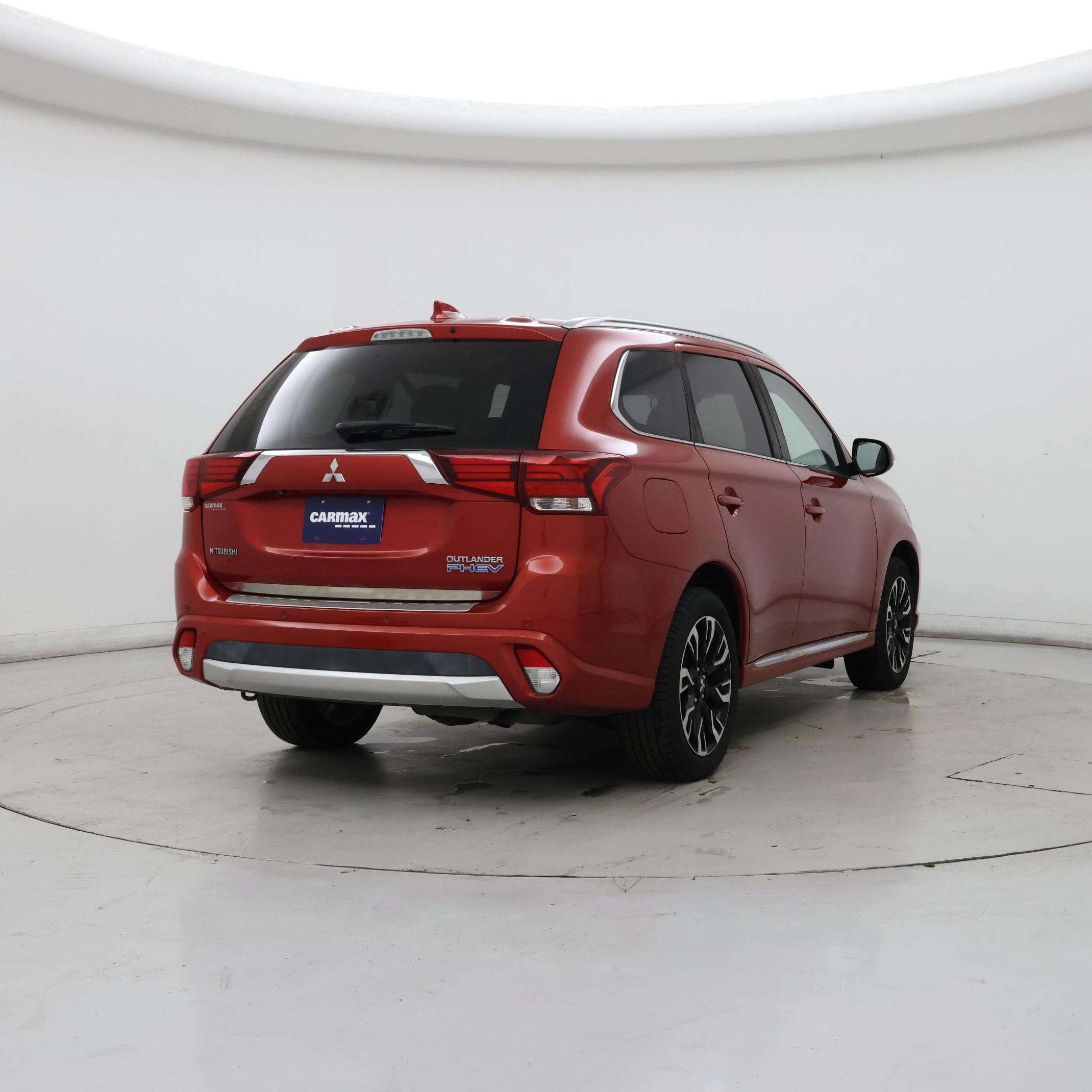 Thumbnail: 2018 Mitsubishi Outlander - 8