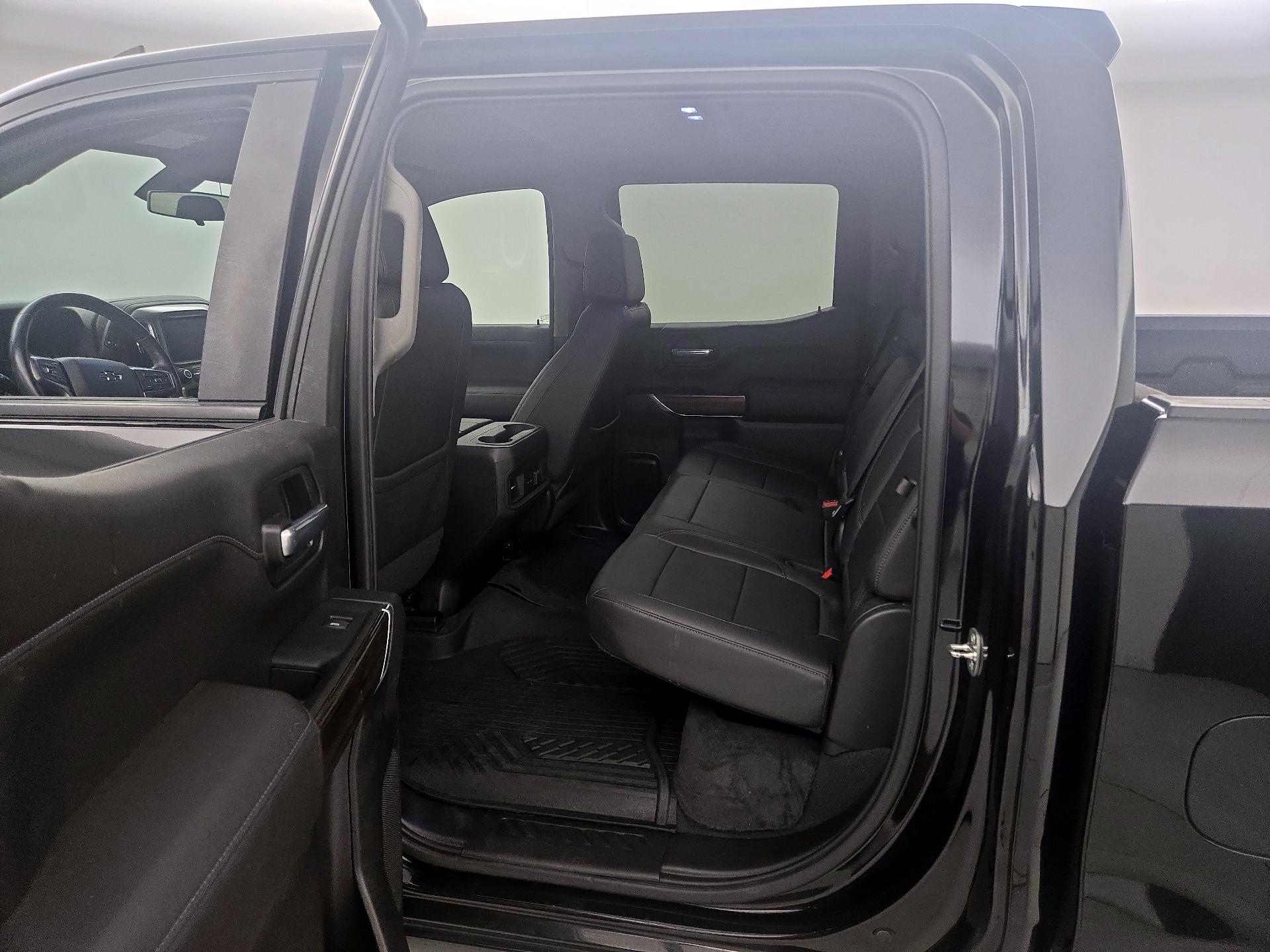 Thumbnail: 2021 Chevrolet Silverado 1500 - 19