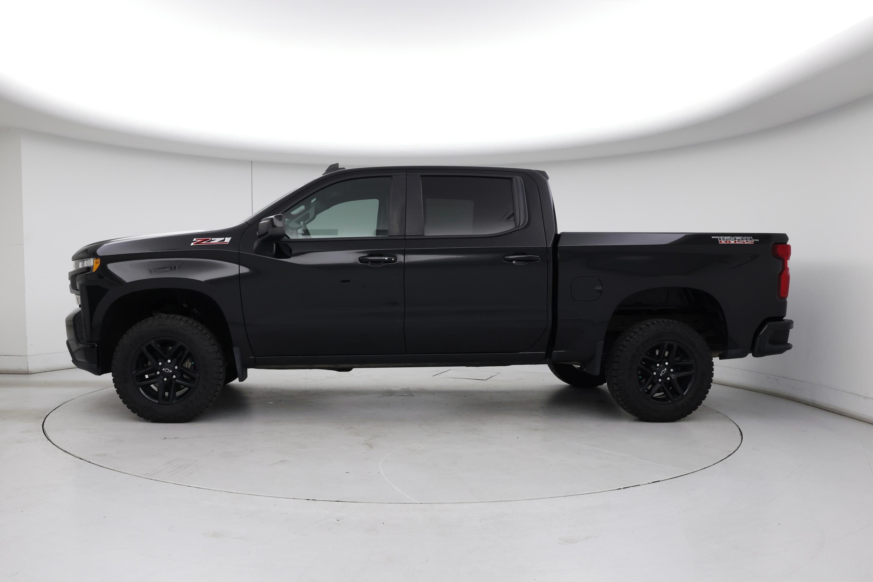 Thumbnail: 2021 Chevrolet Silverado 1500 - 3