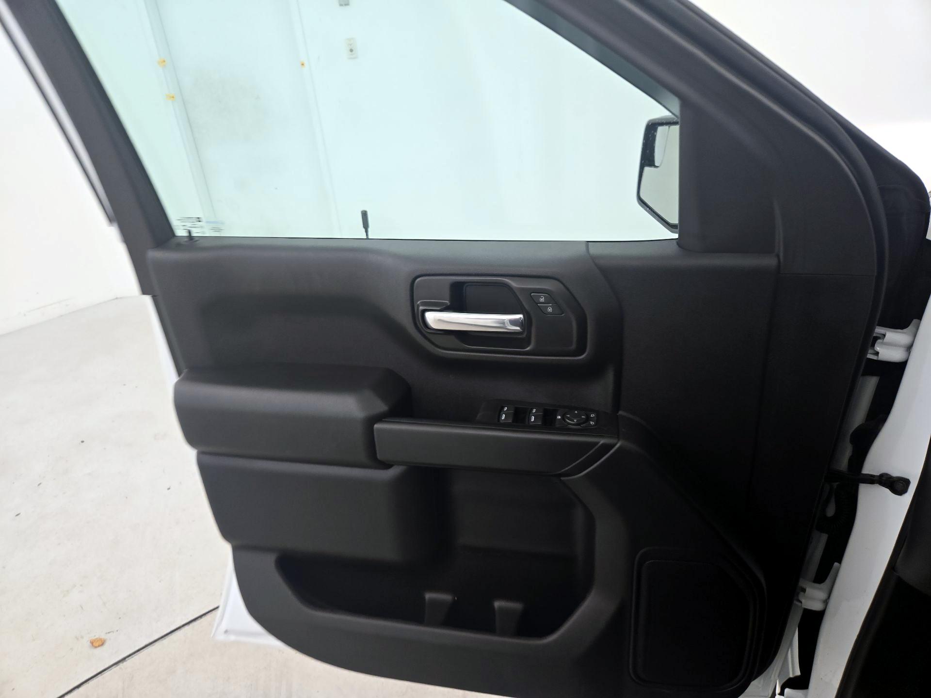 Thumbnail: 2025 Chevrolet Silverado 1500 - 12