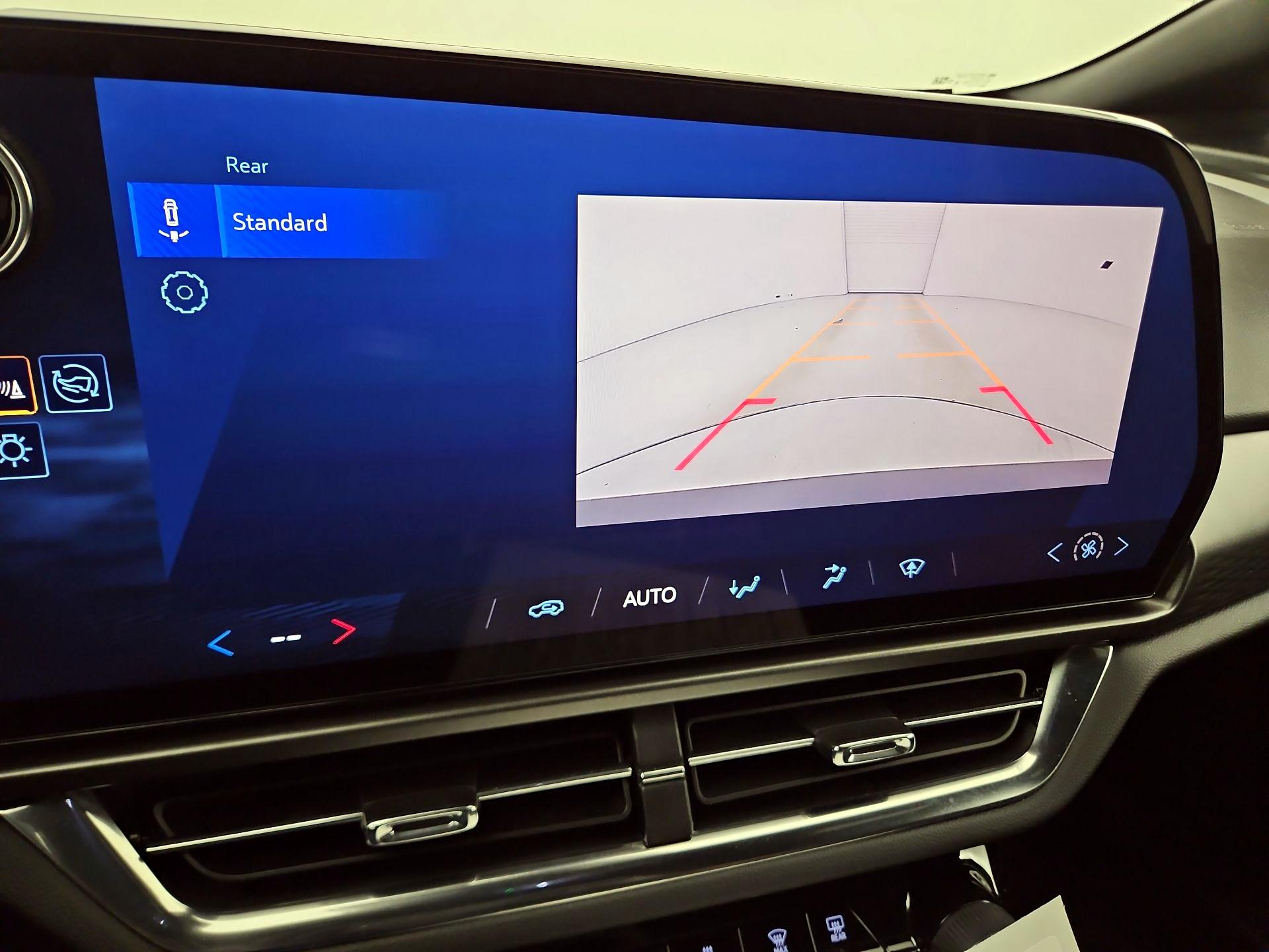 Thumbnail: 2025 Chevrolet Equinox - 15