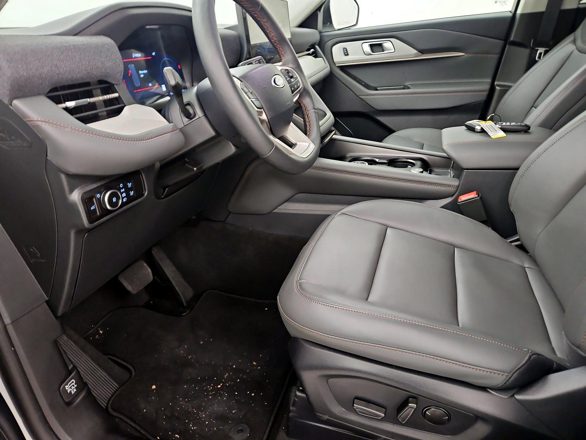 Thumbnail: 2025 Ford Explorer - 11