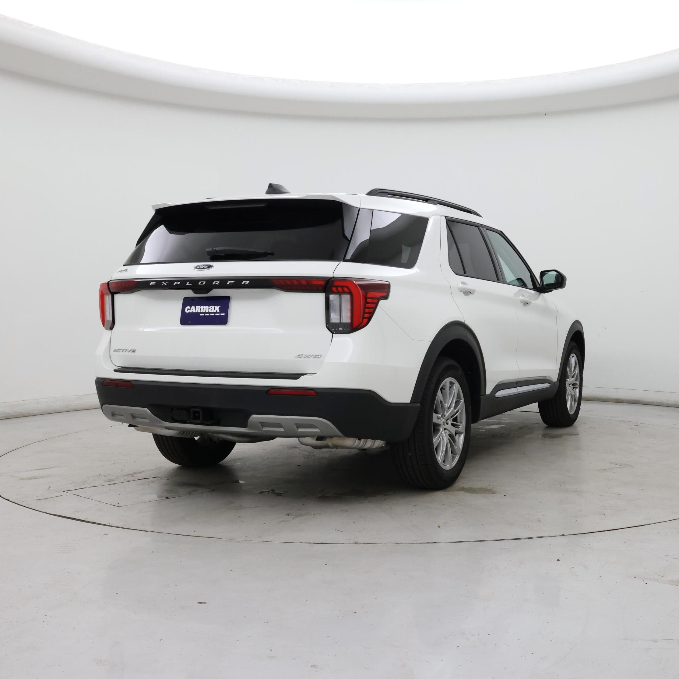 Thumbnail: 2025 Ford Explorer - 8