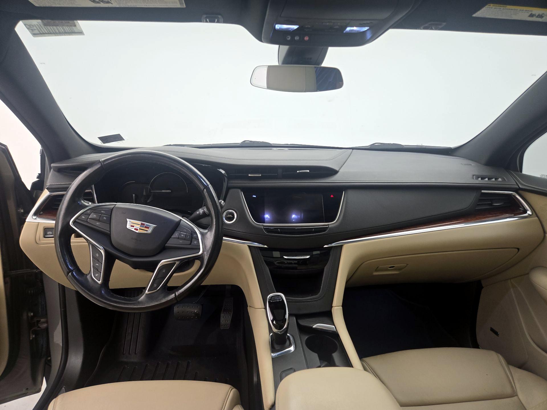 Thumbnail: 2018 Cadillac XT5 - 9