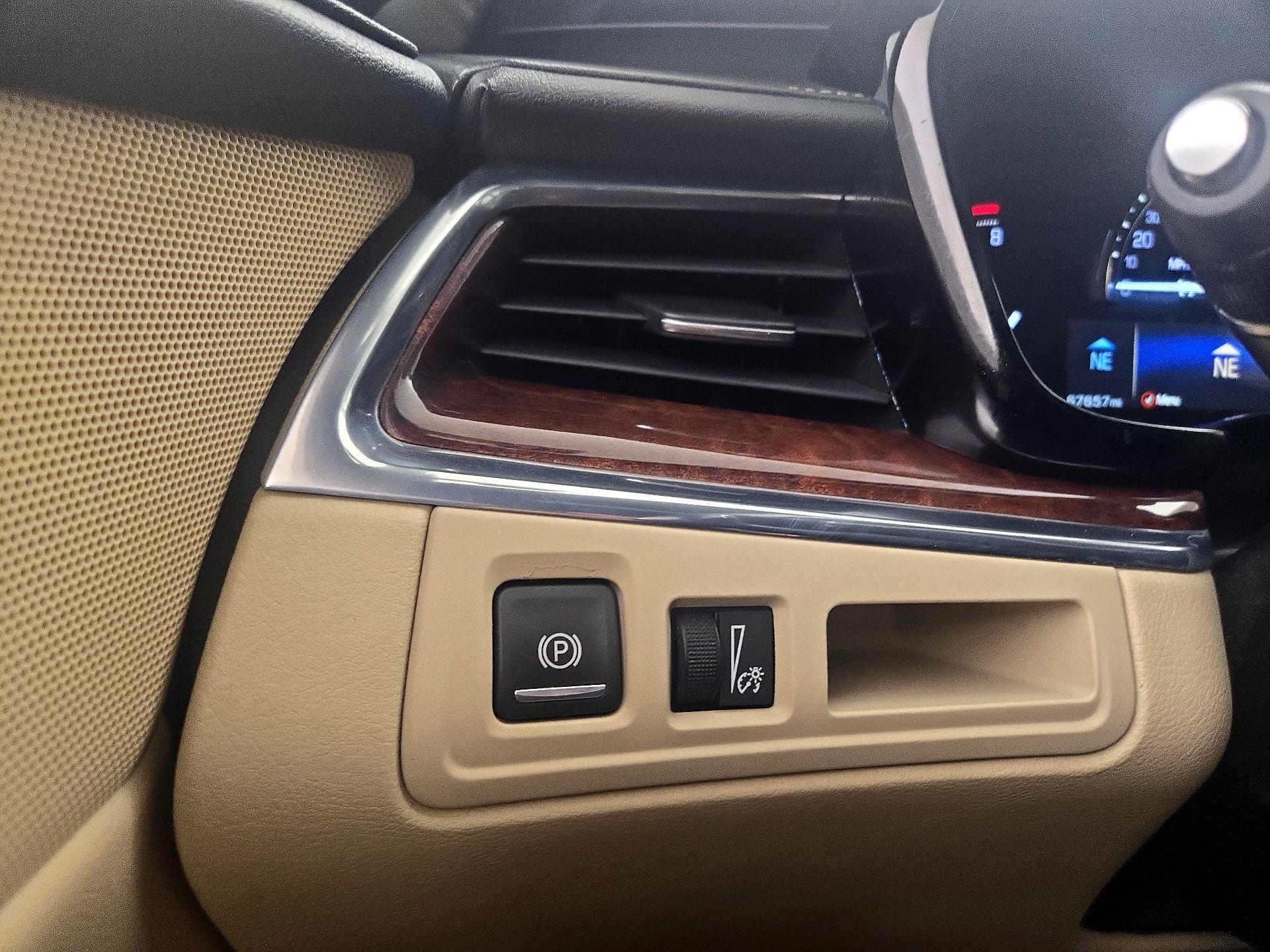 Thumbnail: 2018 Cadillac XT5 - 13