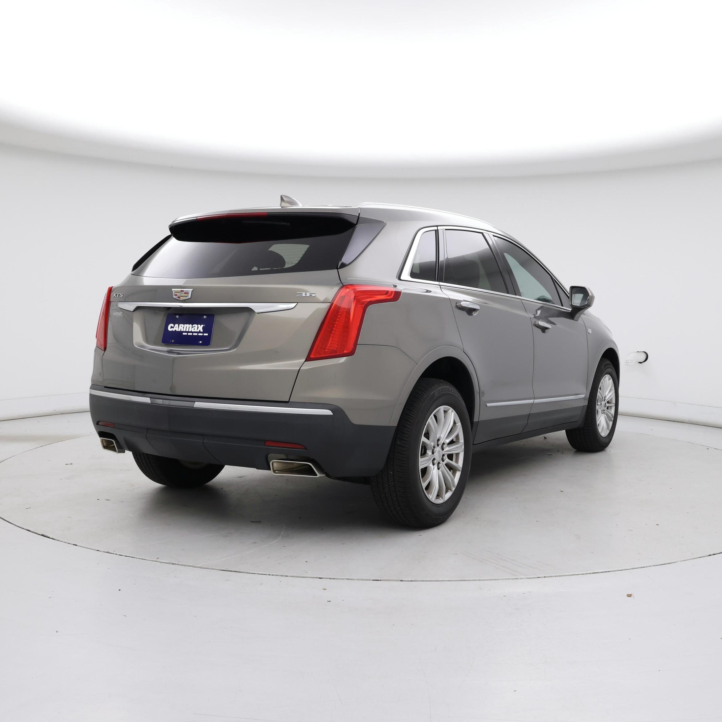 Thumbnail: 2018 Cadillac XT5 - 8