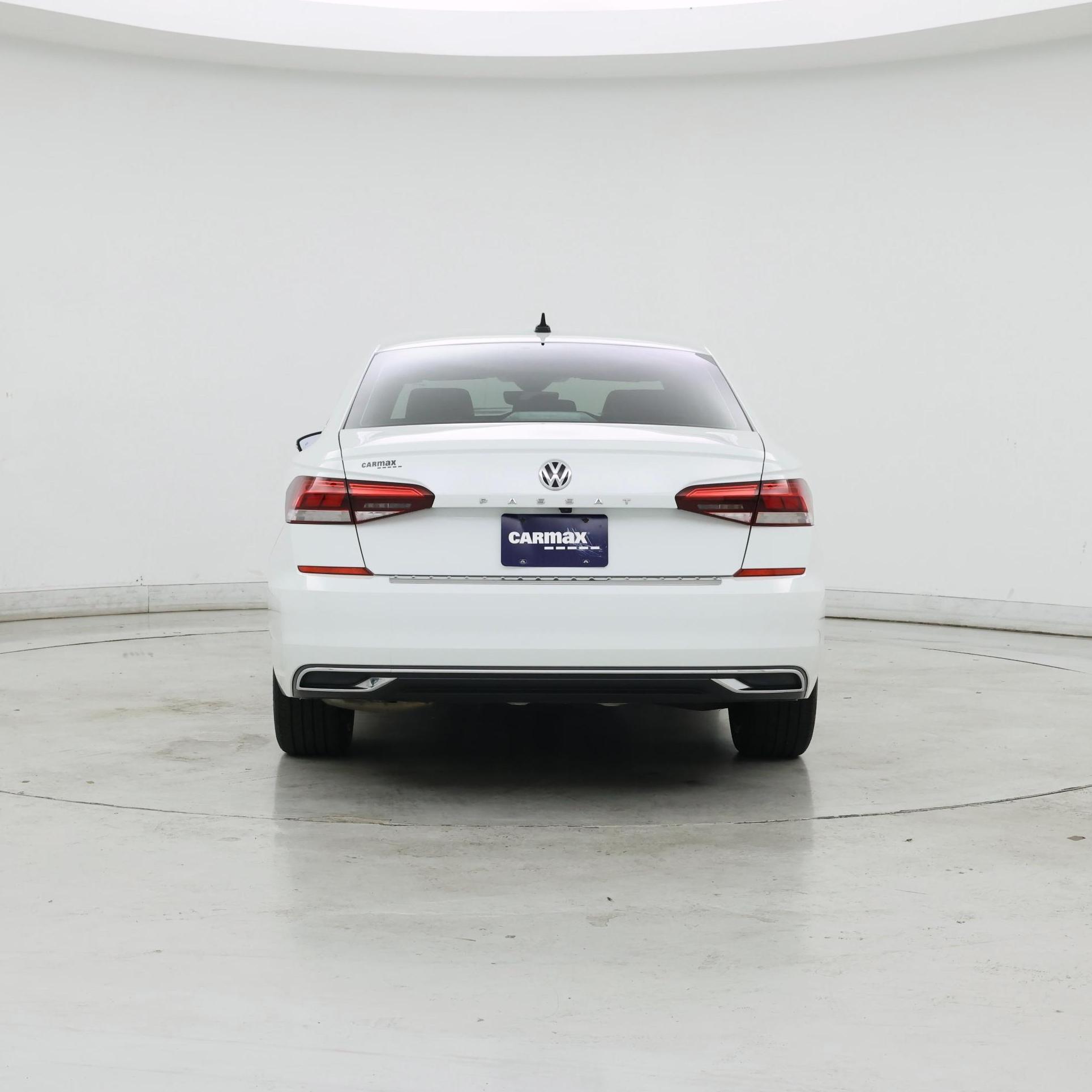 Thumbnail: 2022 Volkswagen Passat - 6