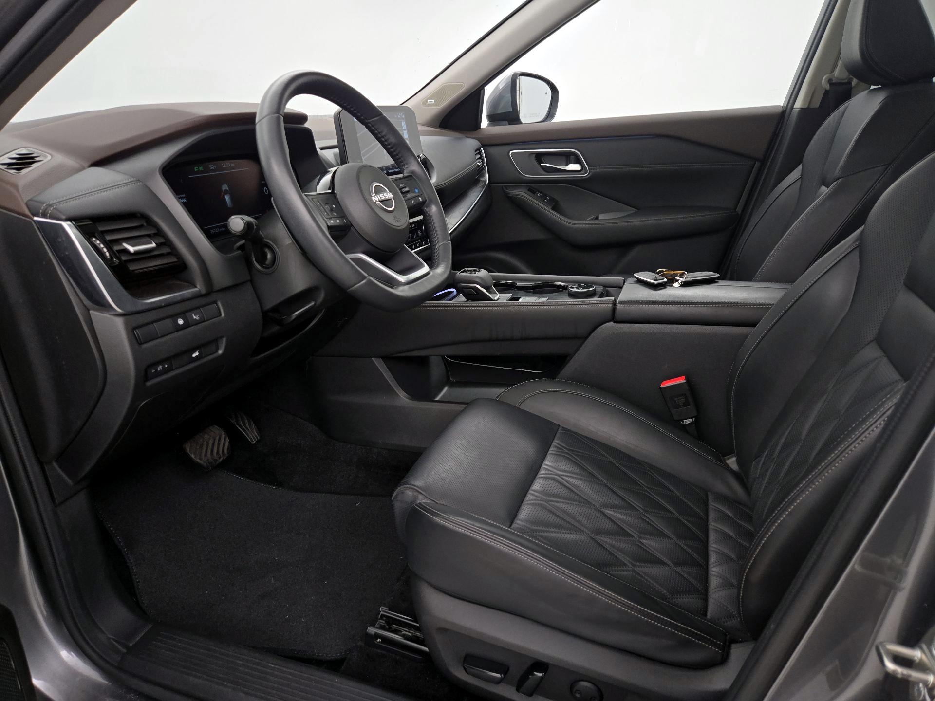 Thumbnail: 2023 Nissan Rogue - 11