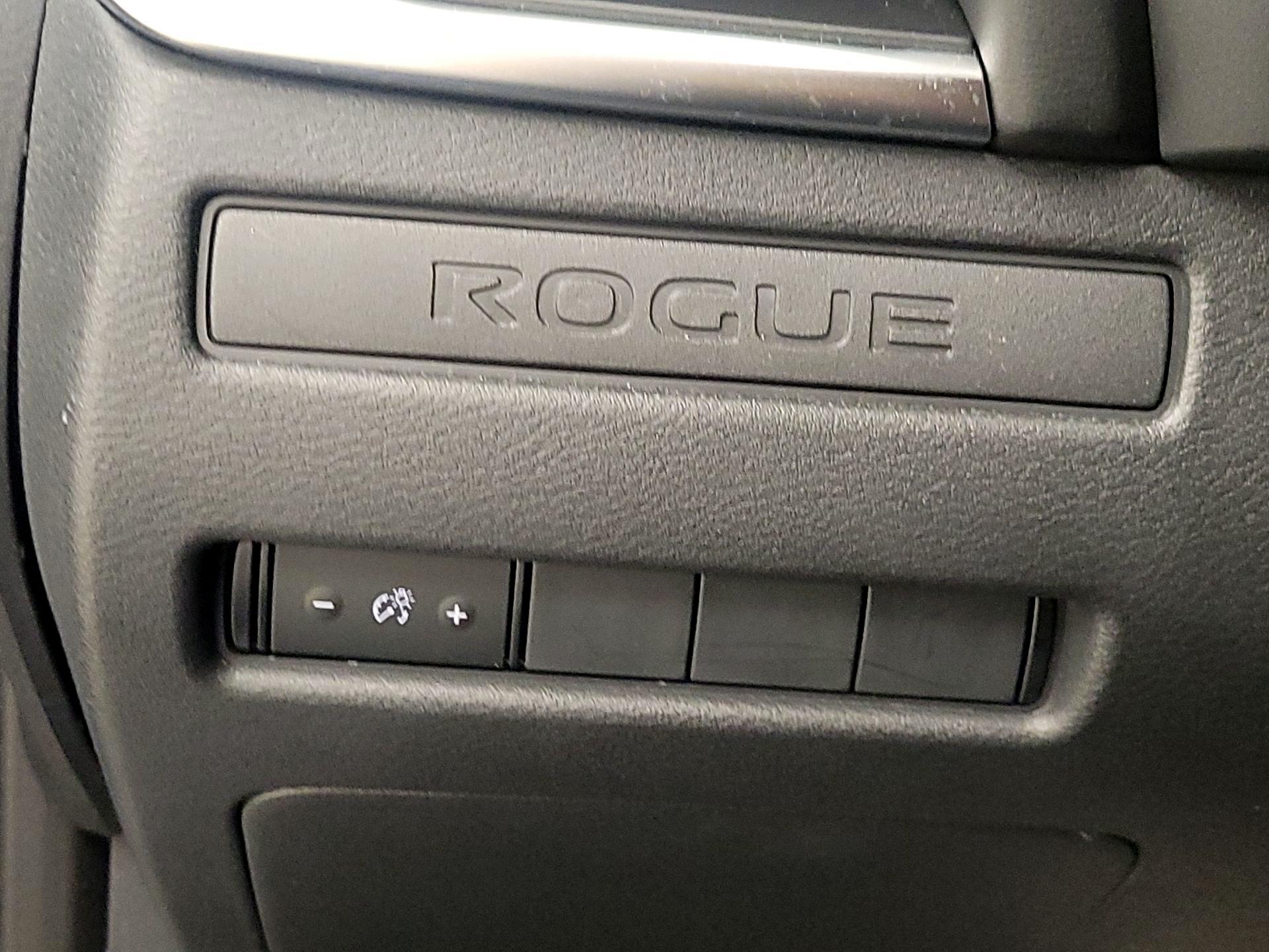 Thumbnail: 2023 Nissan Rogue - 13