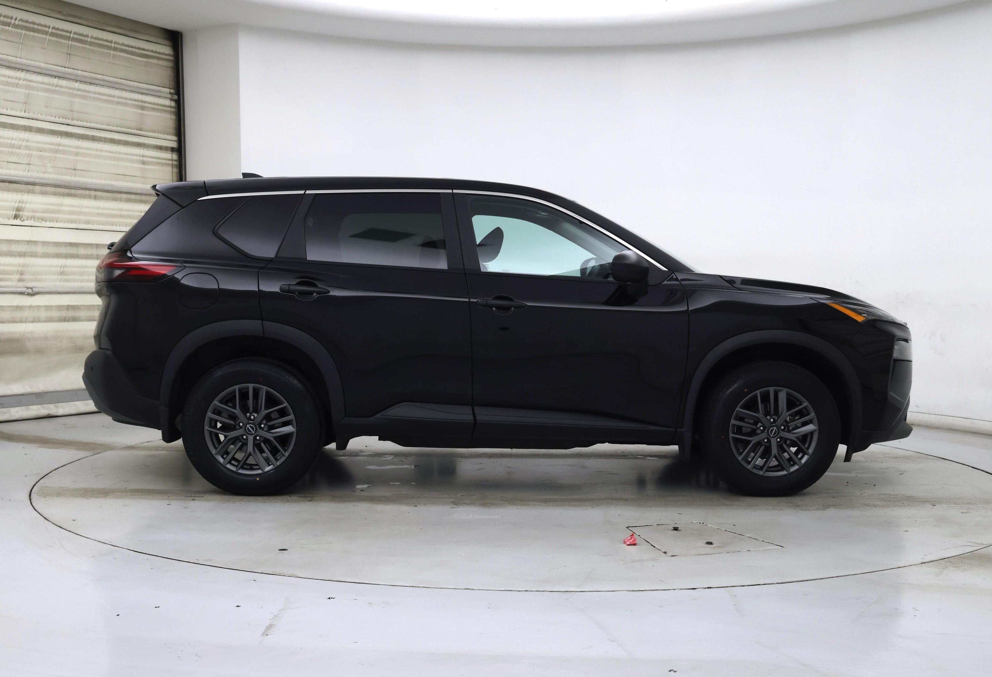 Thumbnail: 2023 Nissan Rogue - 7