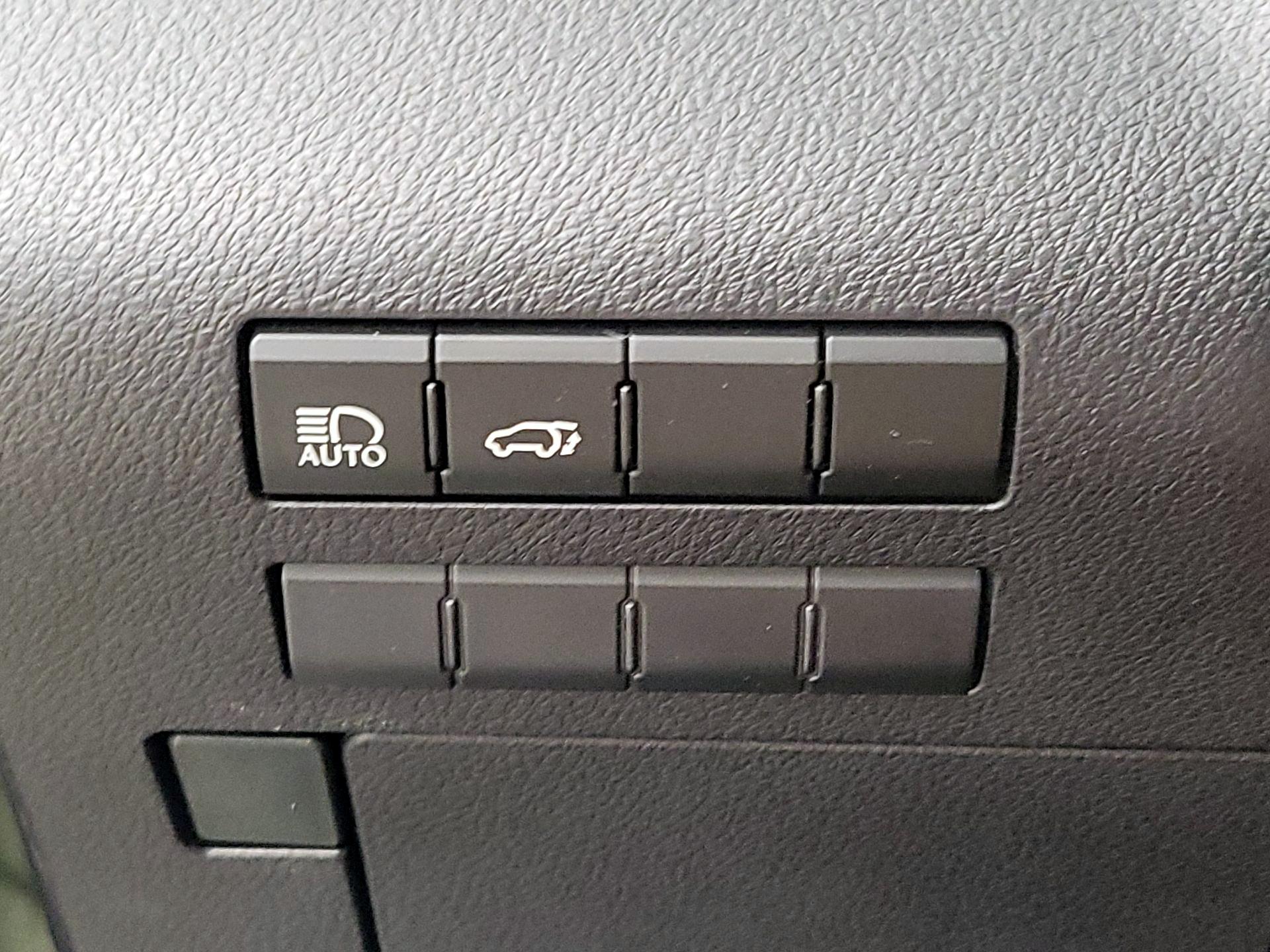 Thumbnail: 2021 Lexus RX - 13