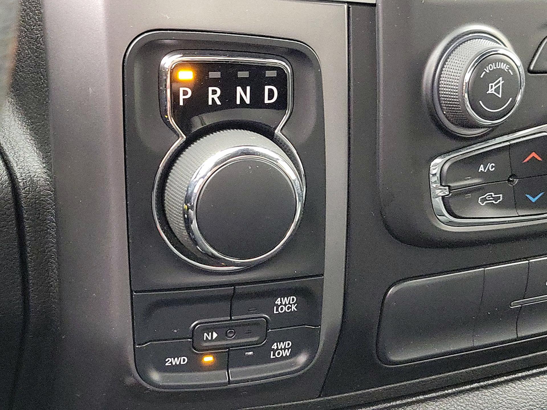 Thumbnail: 2021 RAM 1500 Classic - 17