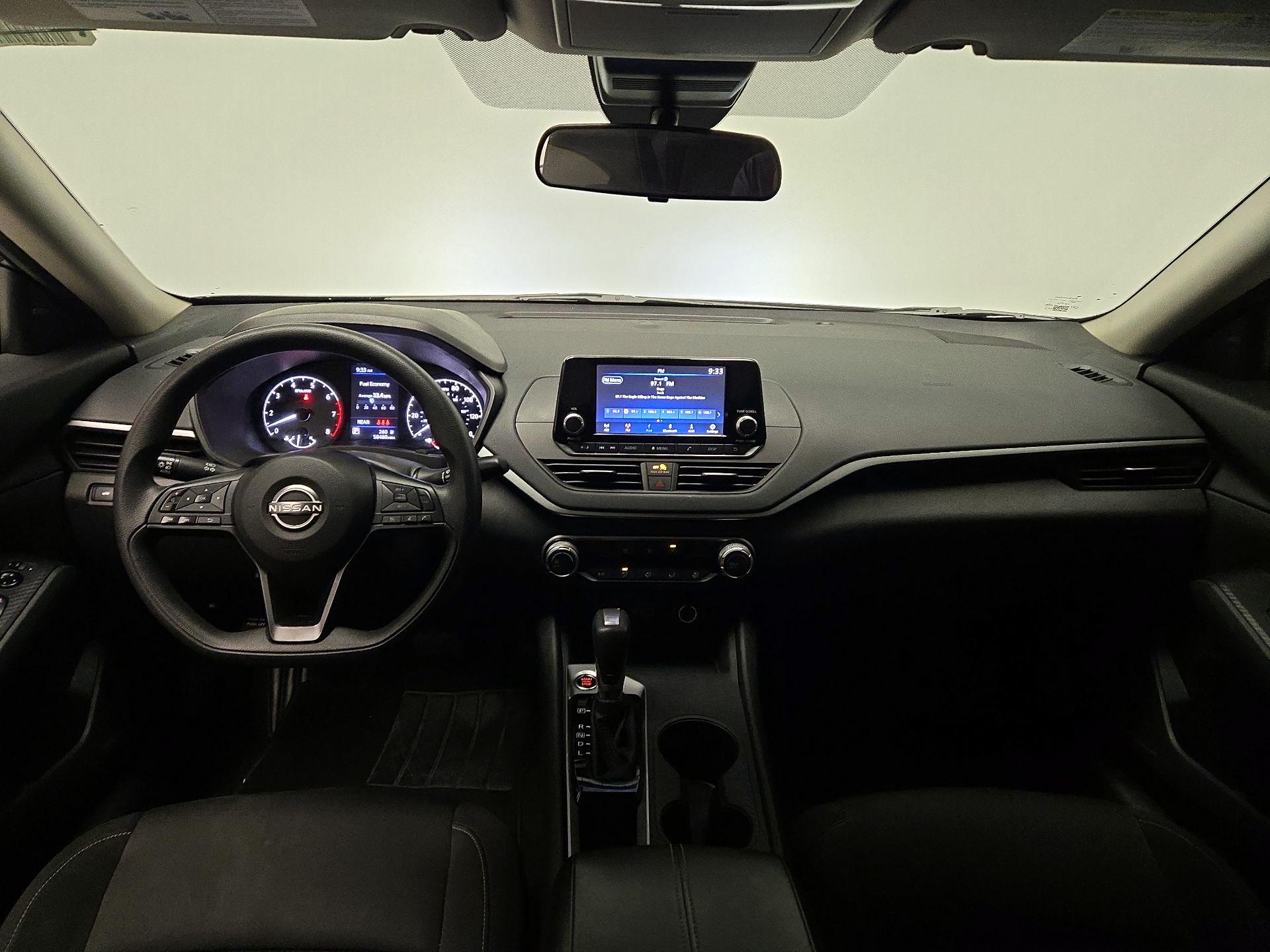 Thumbnail: 2023 Nissan Altima - 9