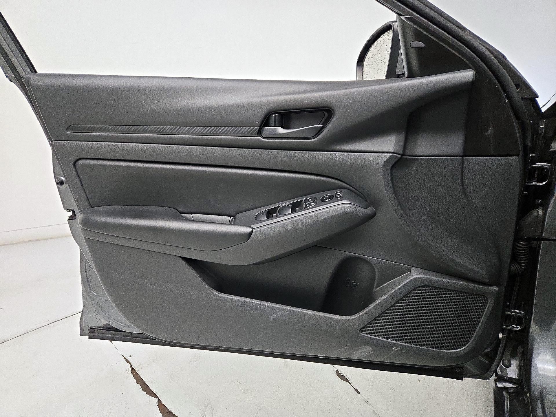 Thumbnail: 2023 Nissan Altima - 12