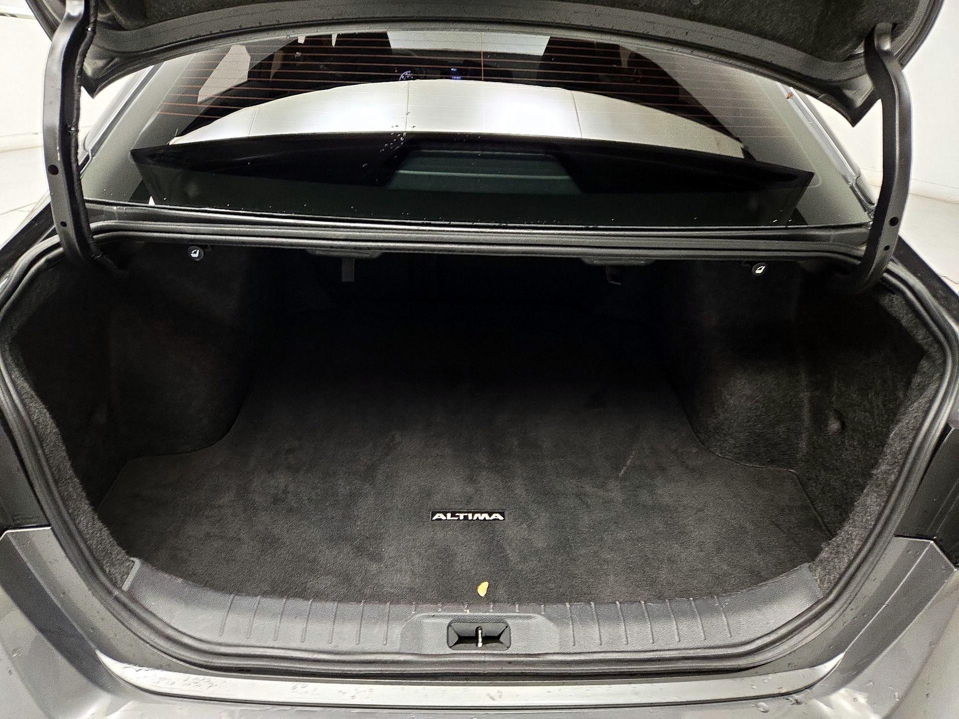 Thumbnail: 2023 Nissan Altima - 20