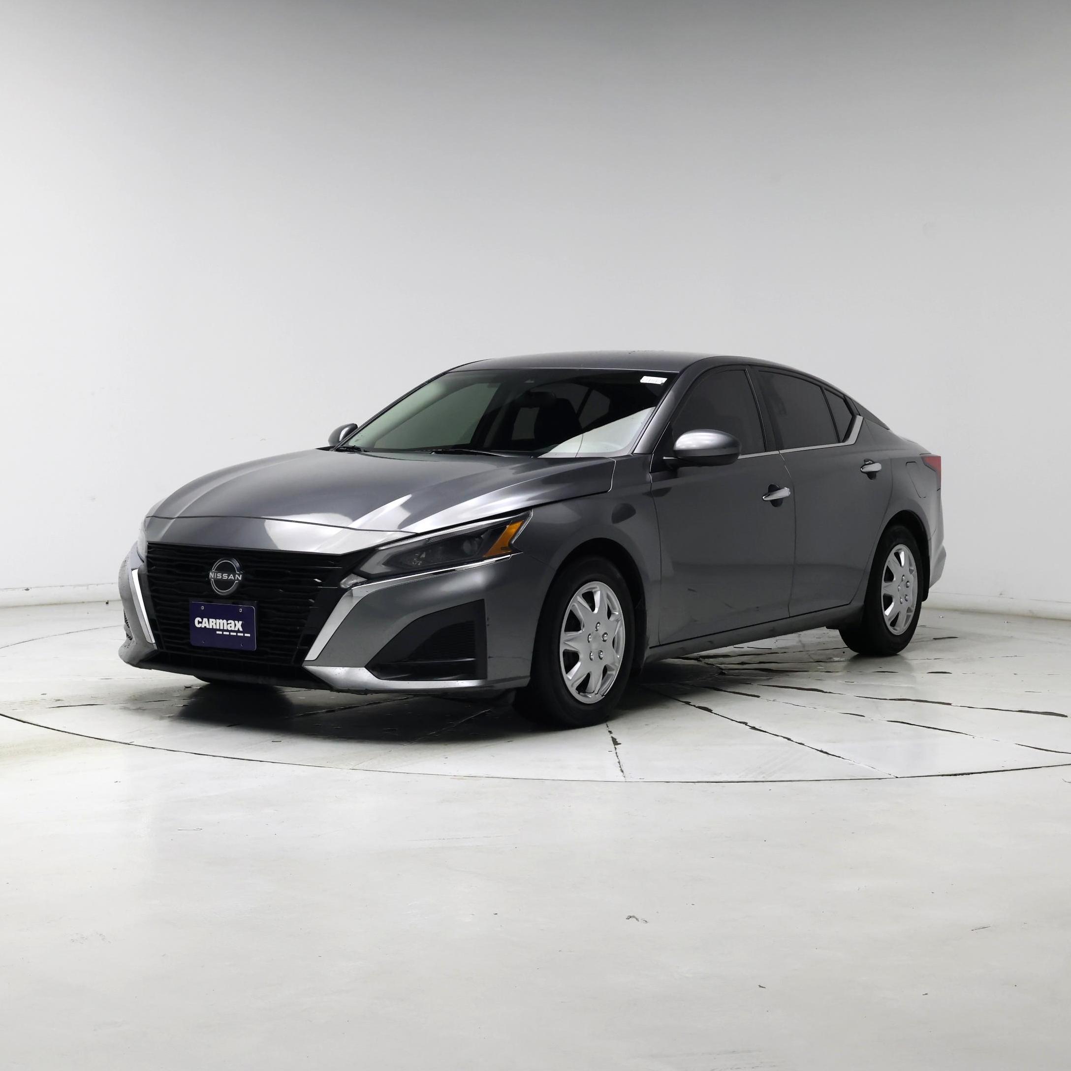 Thumbnail: 2023 Nissan Altima - 4