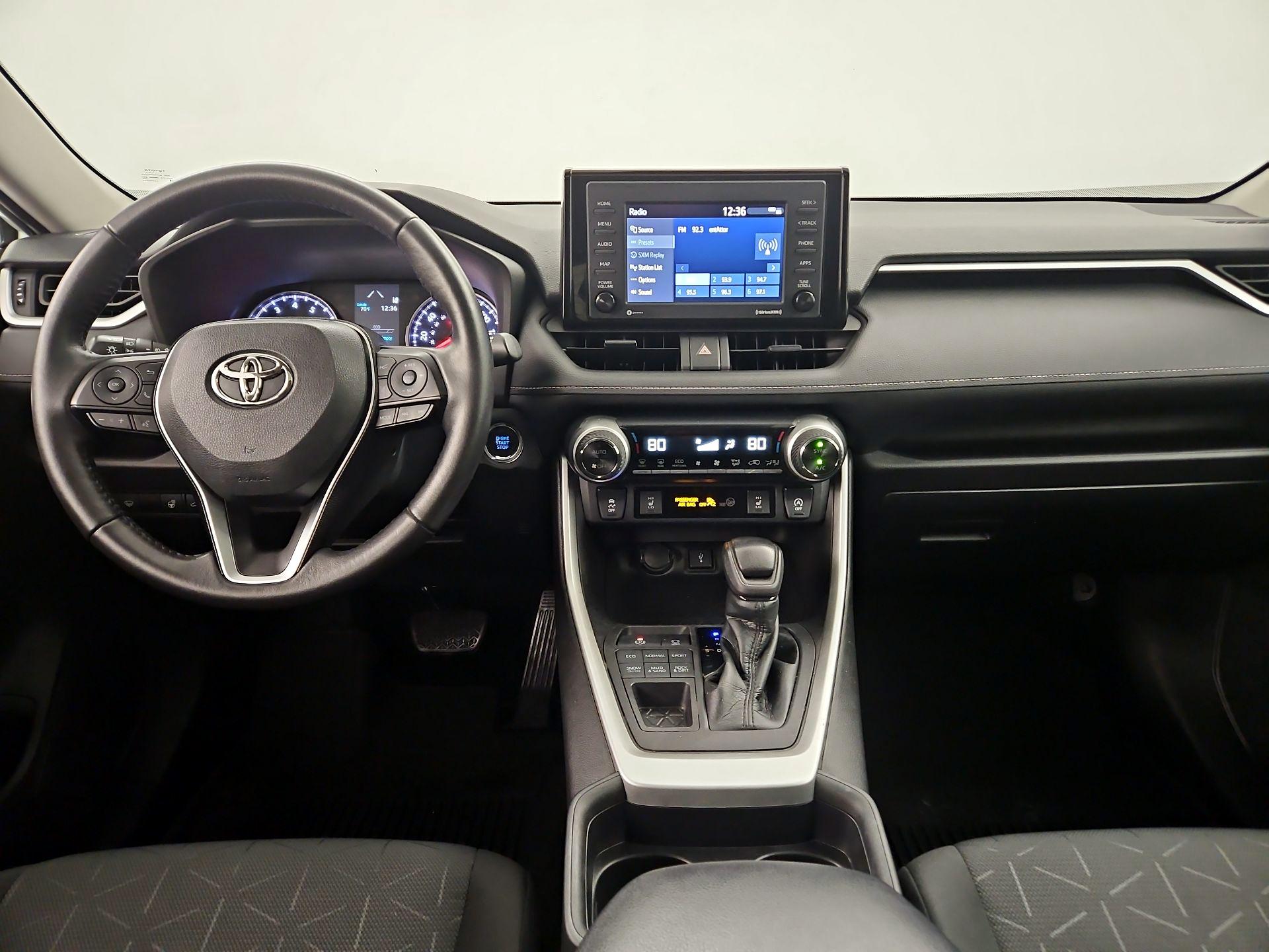 Thumbnail: 2021 Toyota RAV4 - 9