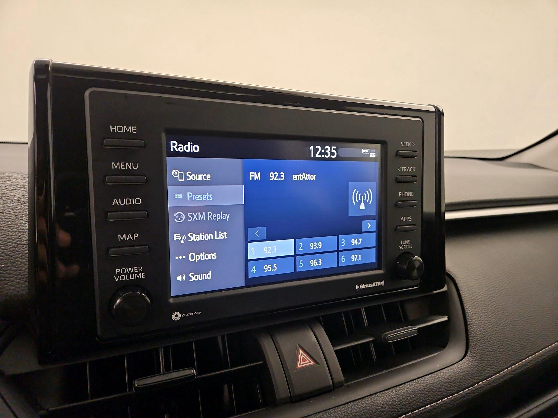 Thumbnail: 2021 Toyota RAV4 - 15