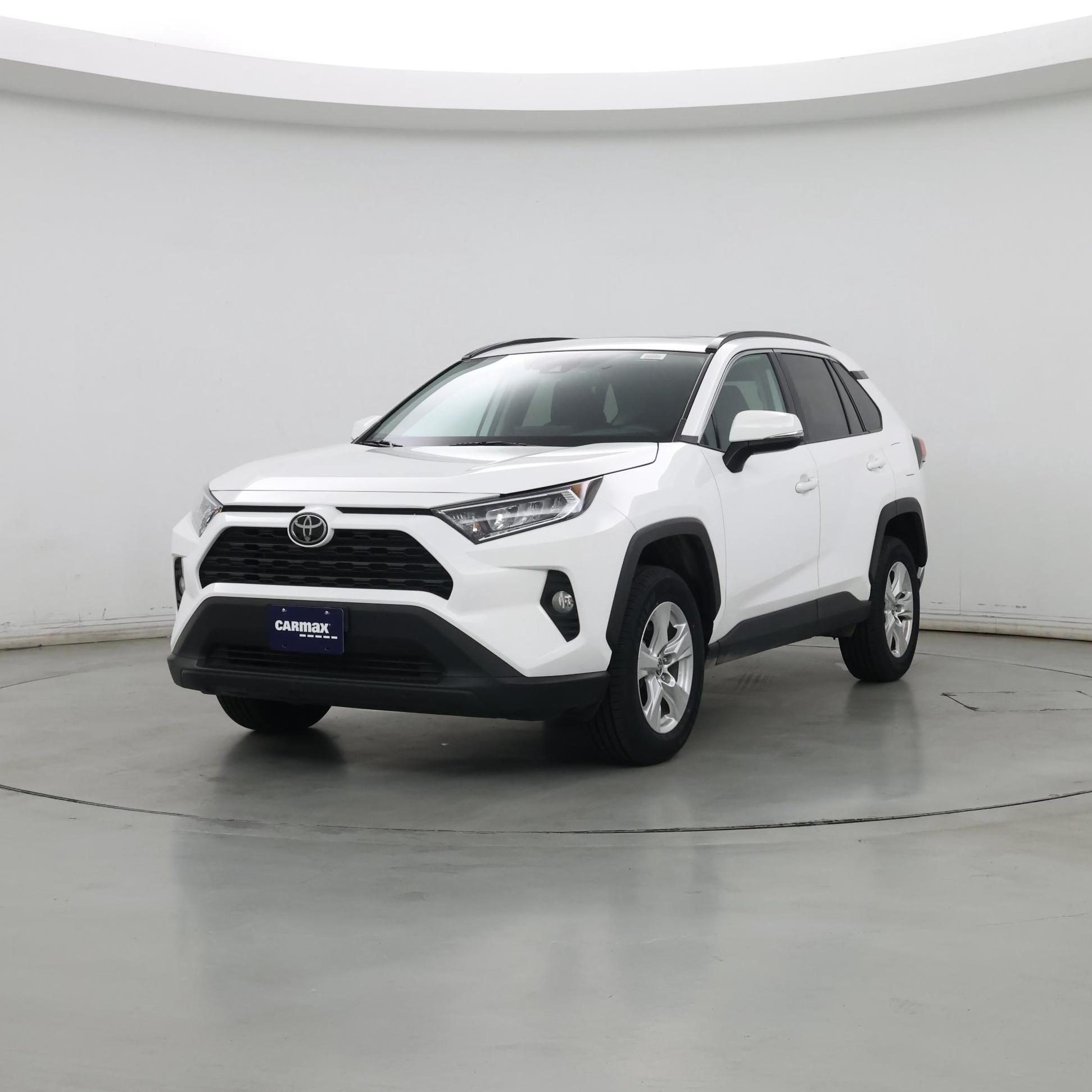 Thumbnail: 2021 Toyota RAV4 - 4