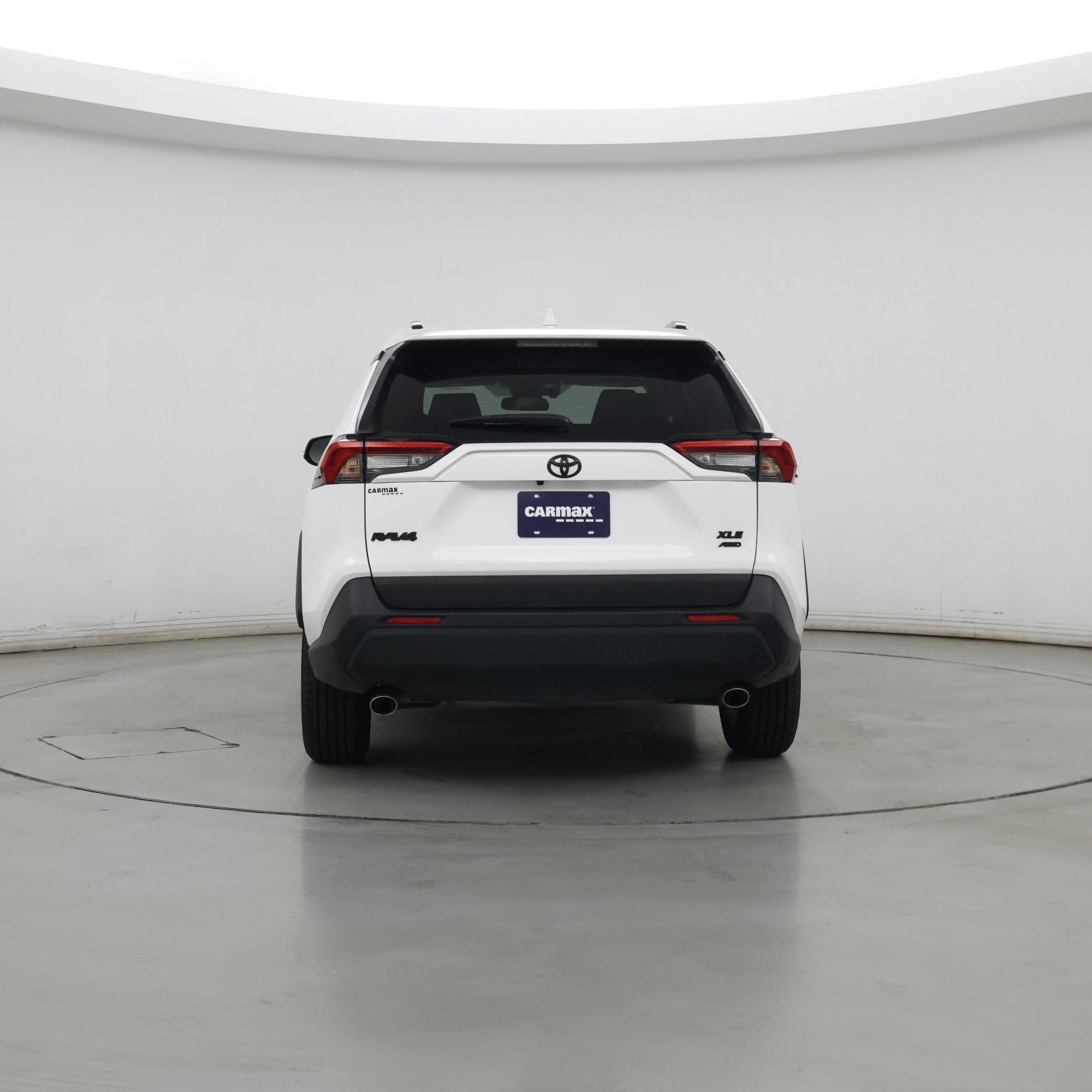 Thumbnail: 2021 Toyota RAV4 - 6