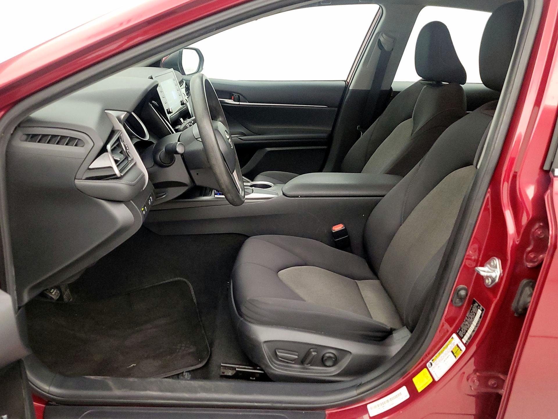 Thumbnail: 2021 Toyota Camry - 11