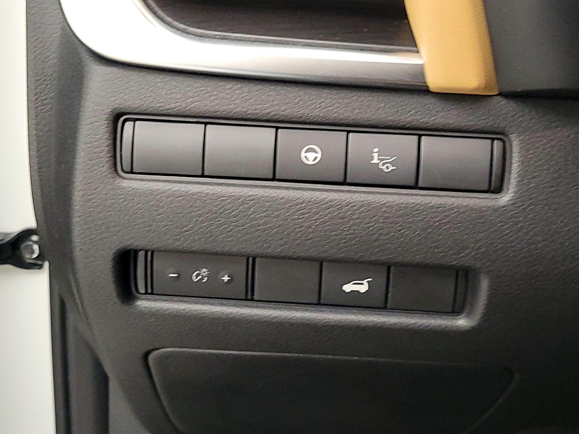 Thumbnail: 2022 Nissan Rogue - 13