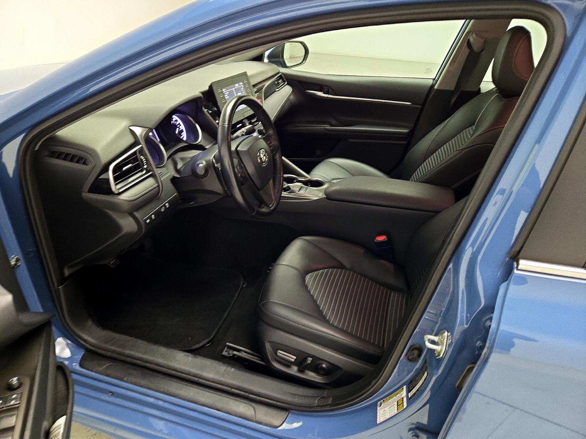 Thumbnail: 2023 Toyota Camry - 11