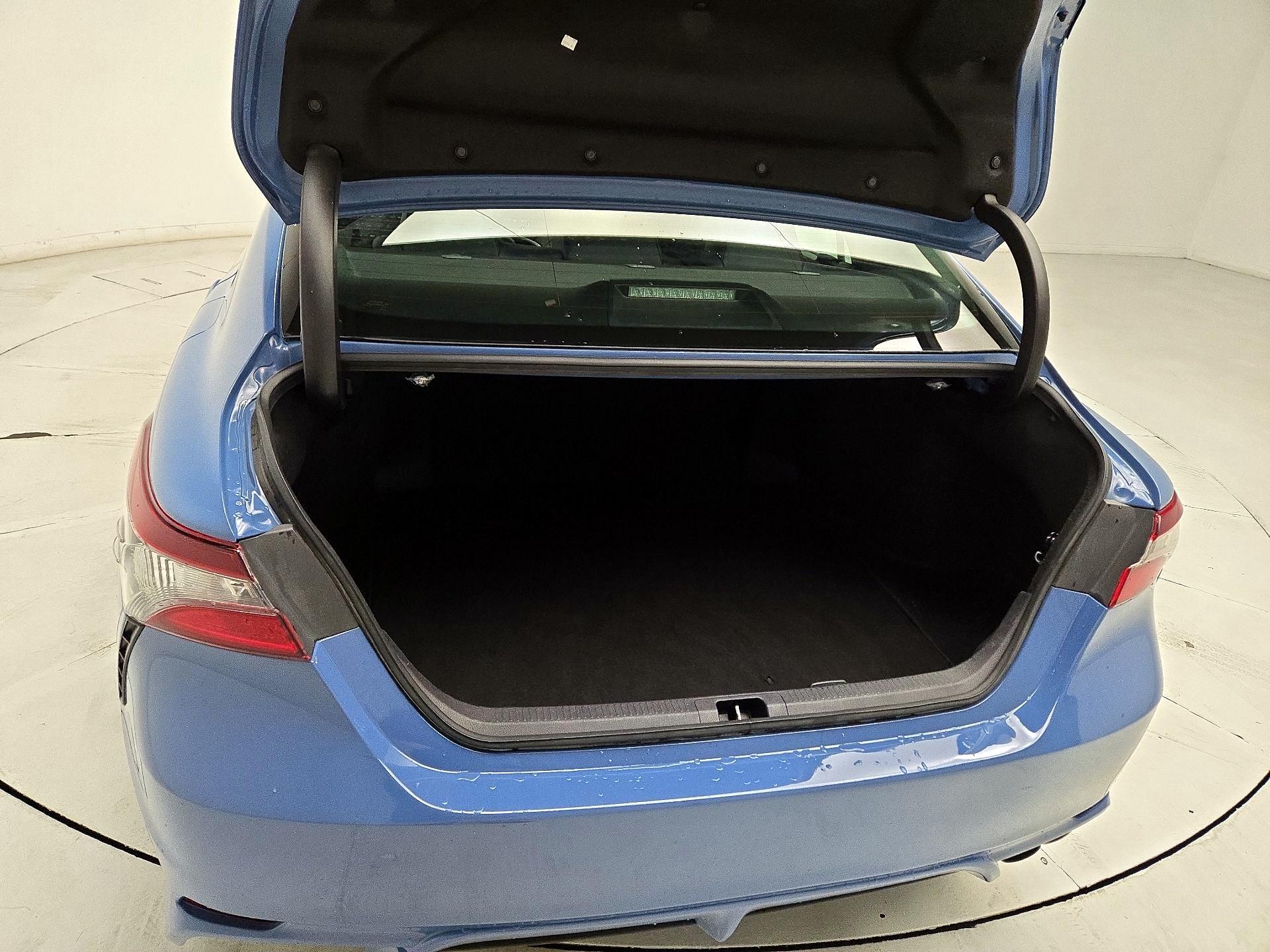 Thumbnail: 2023 Toyota Camry - 20